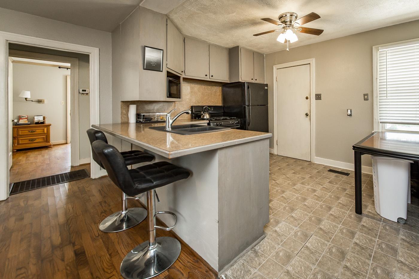 PLEASANT VIEW - Residential