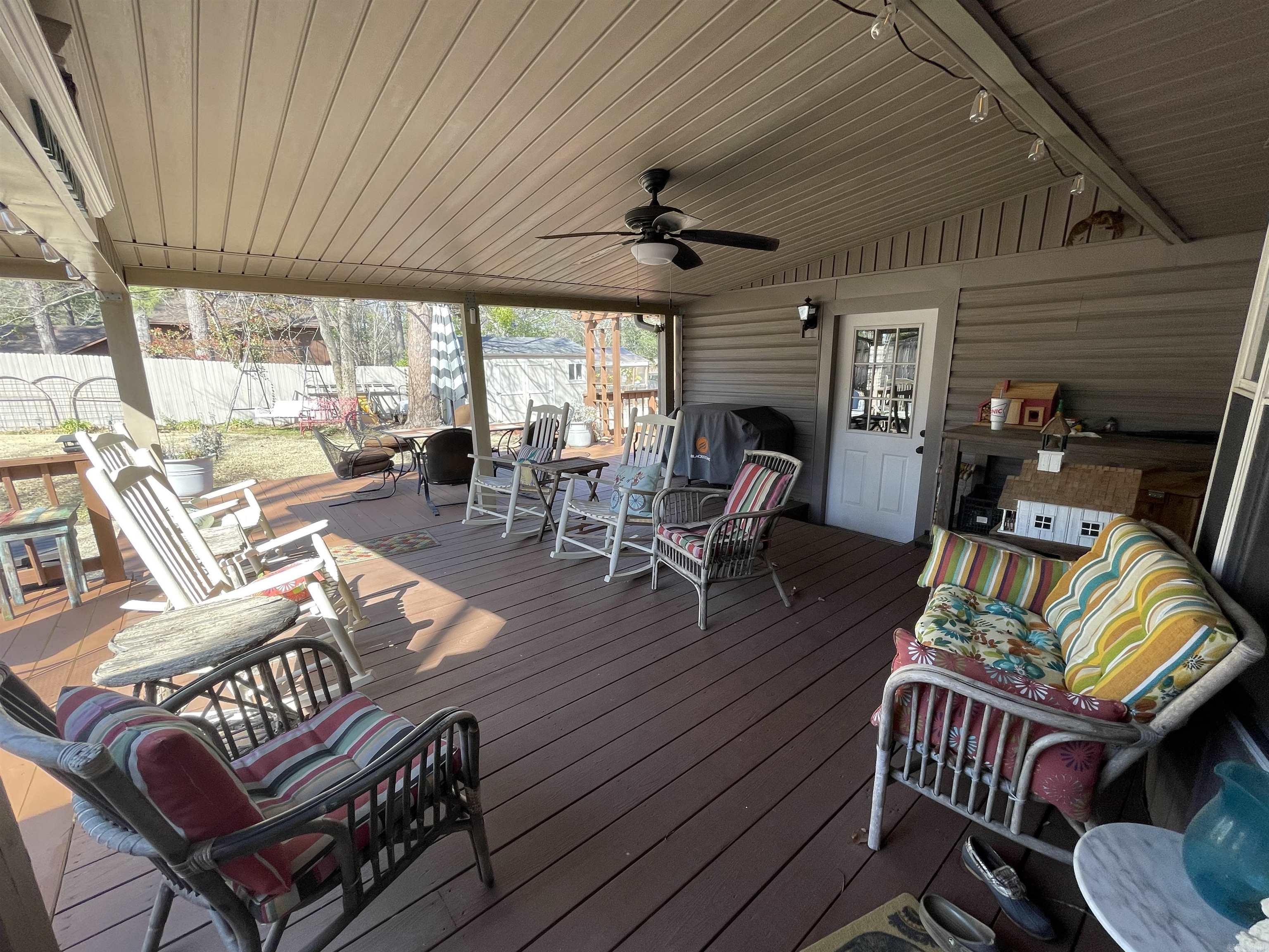 THOMPSON HEIGHTS 4TH - Residential