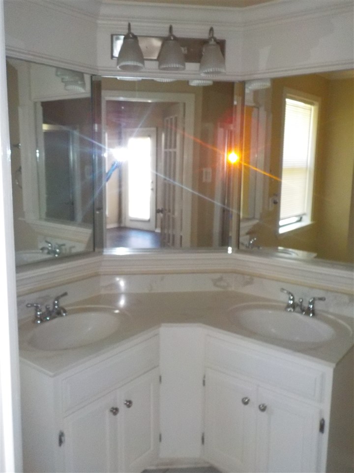 White Oak Village - Residential Lease