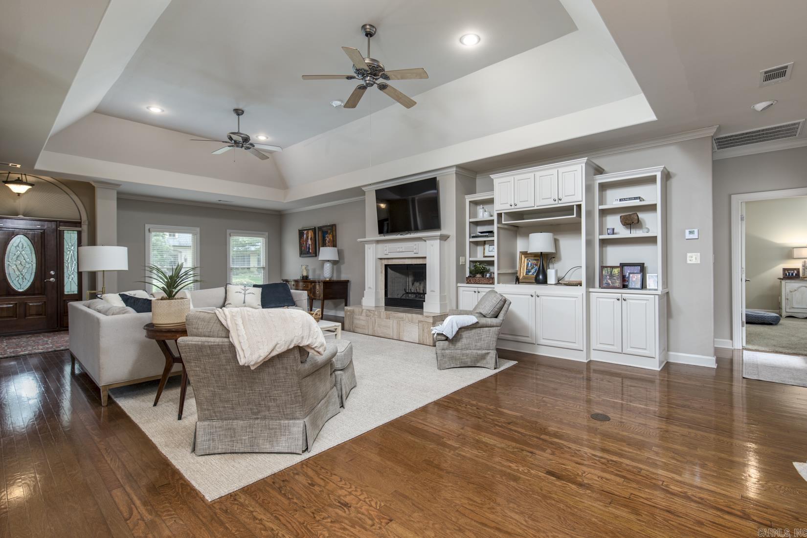 HICKORY POINTE ADDN - Residential