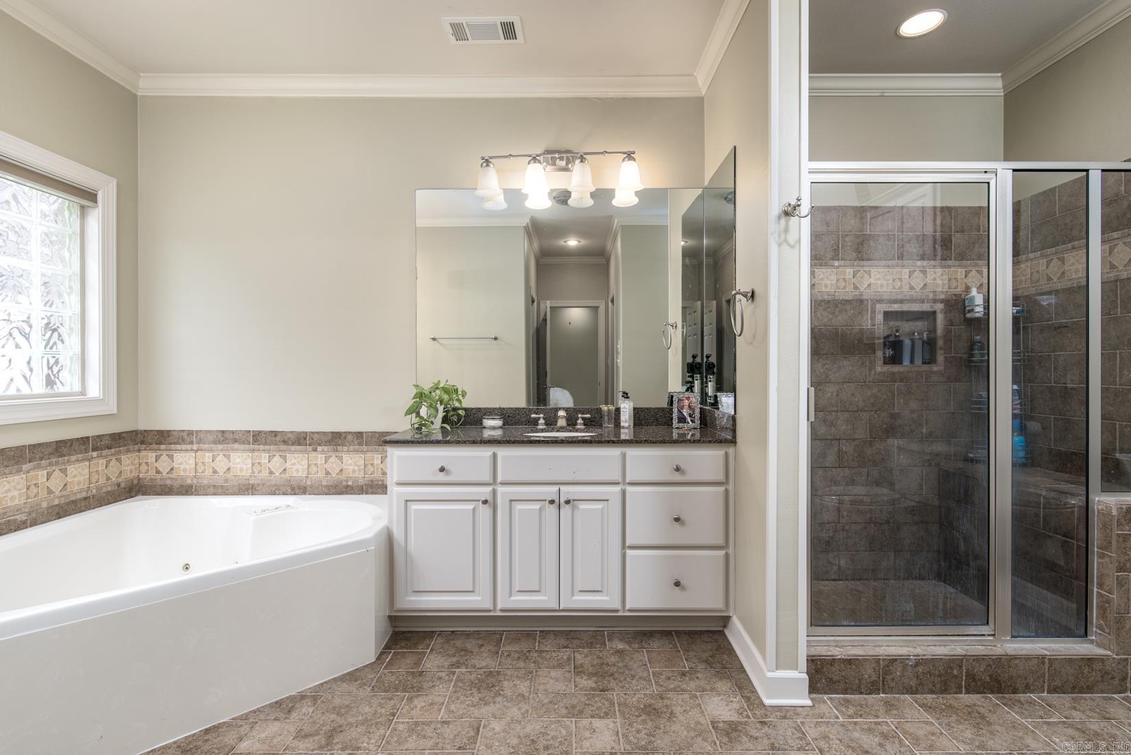 HICKORY POINTE ADDN - Residential