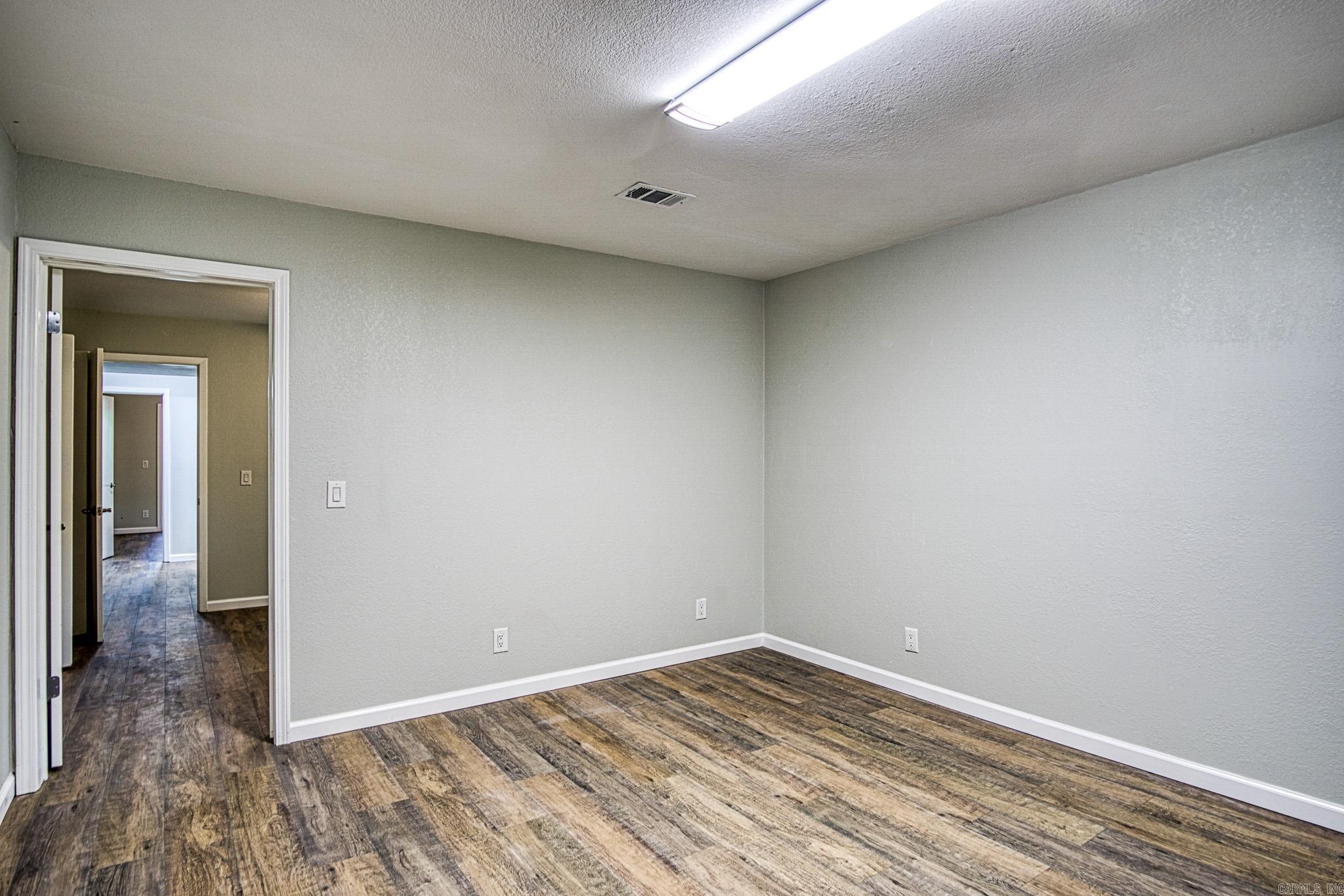 Madrid Courts - Residential