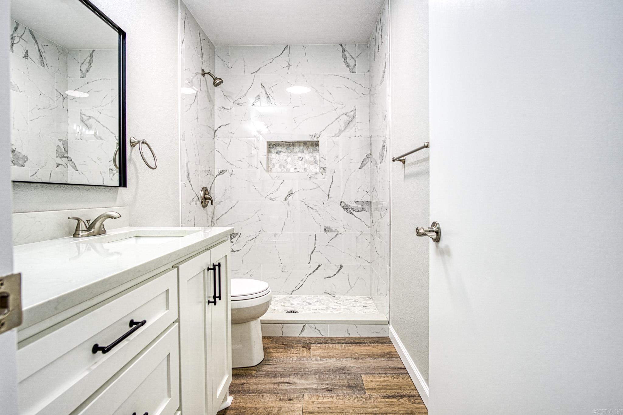 Madrid Courts - Residential