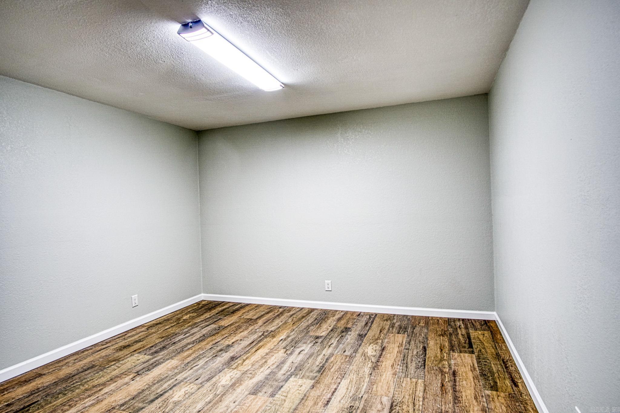 Madrid Courts - Residential