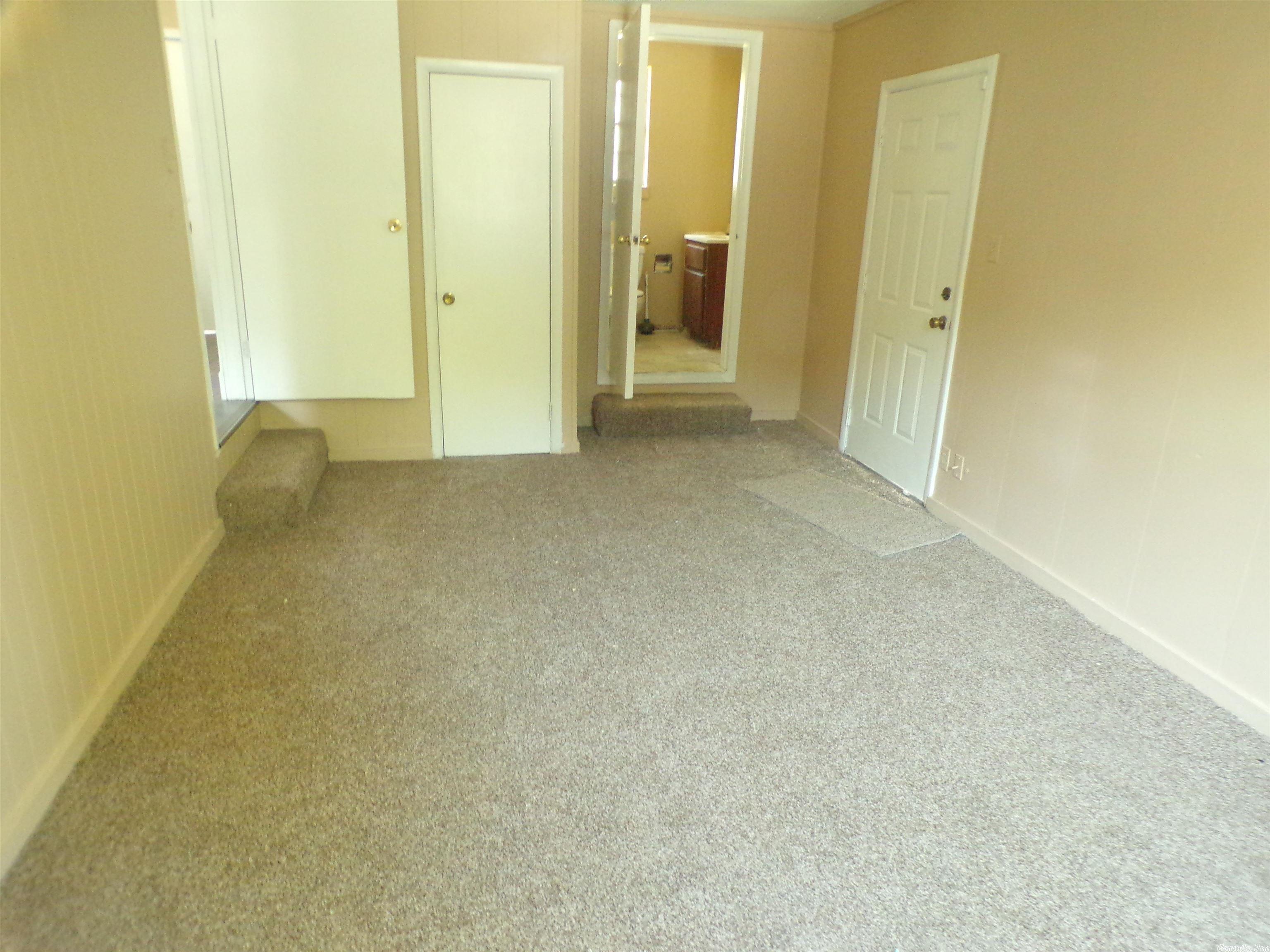 DELTA LAWN - Residential