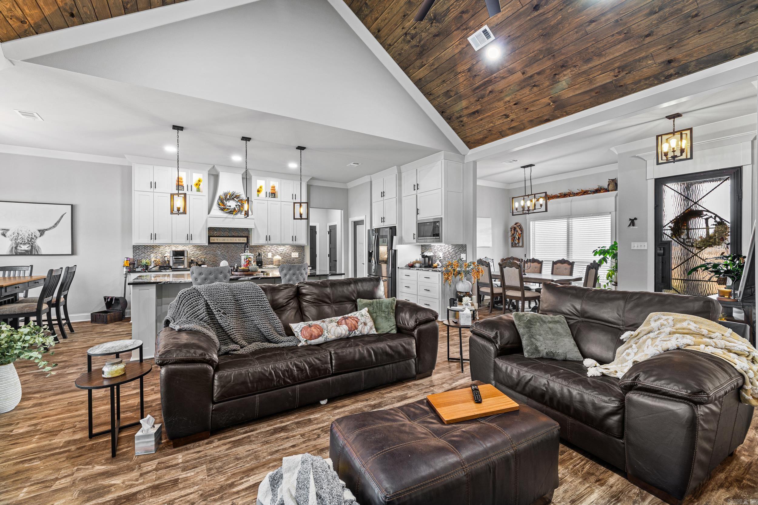 JACKSON ACRES - Residential