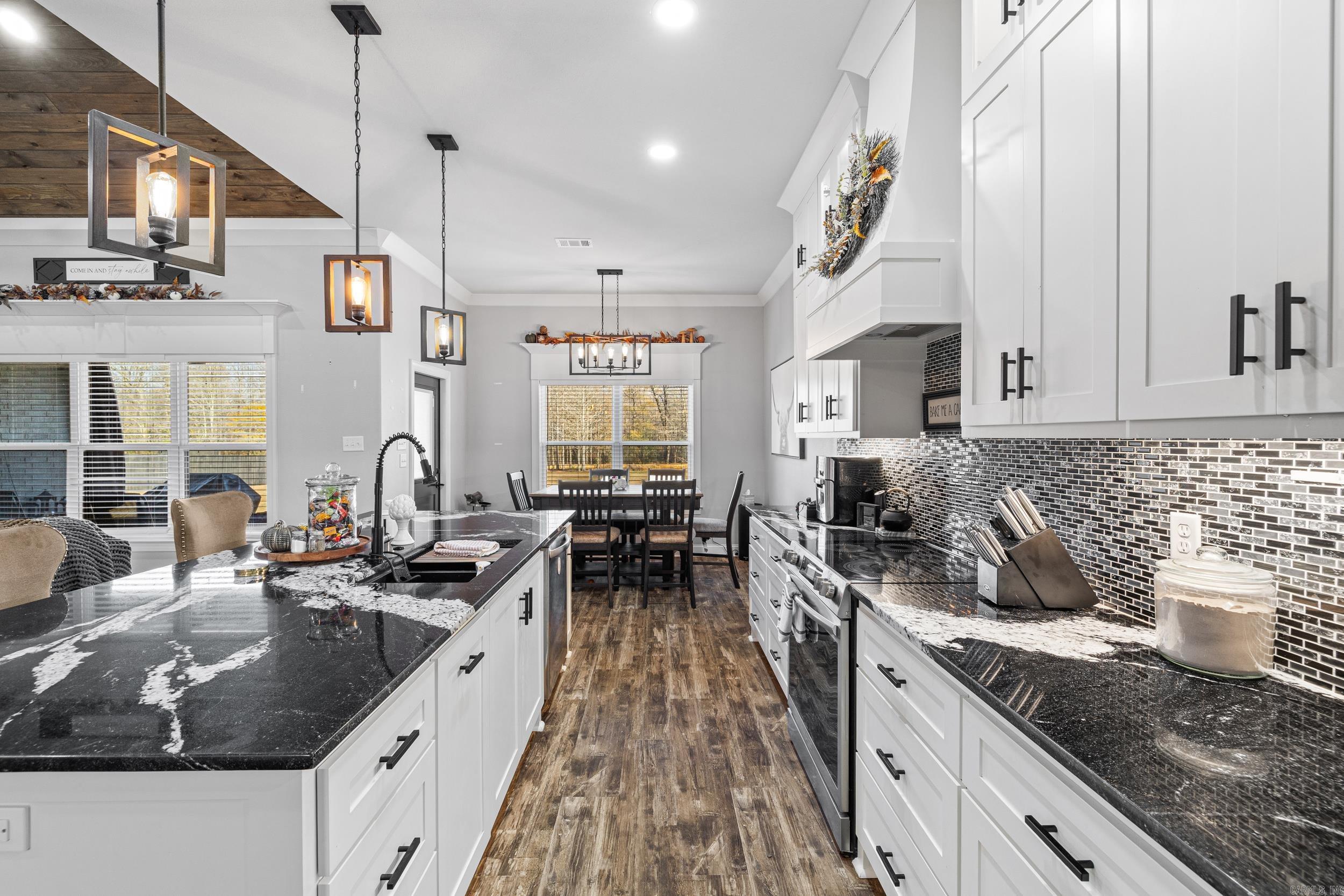 JACKSON ACRES - Residential