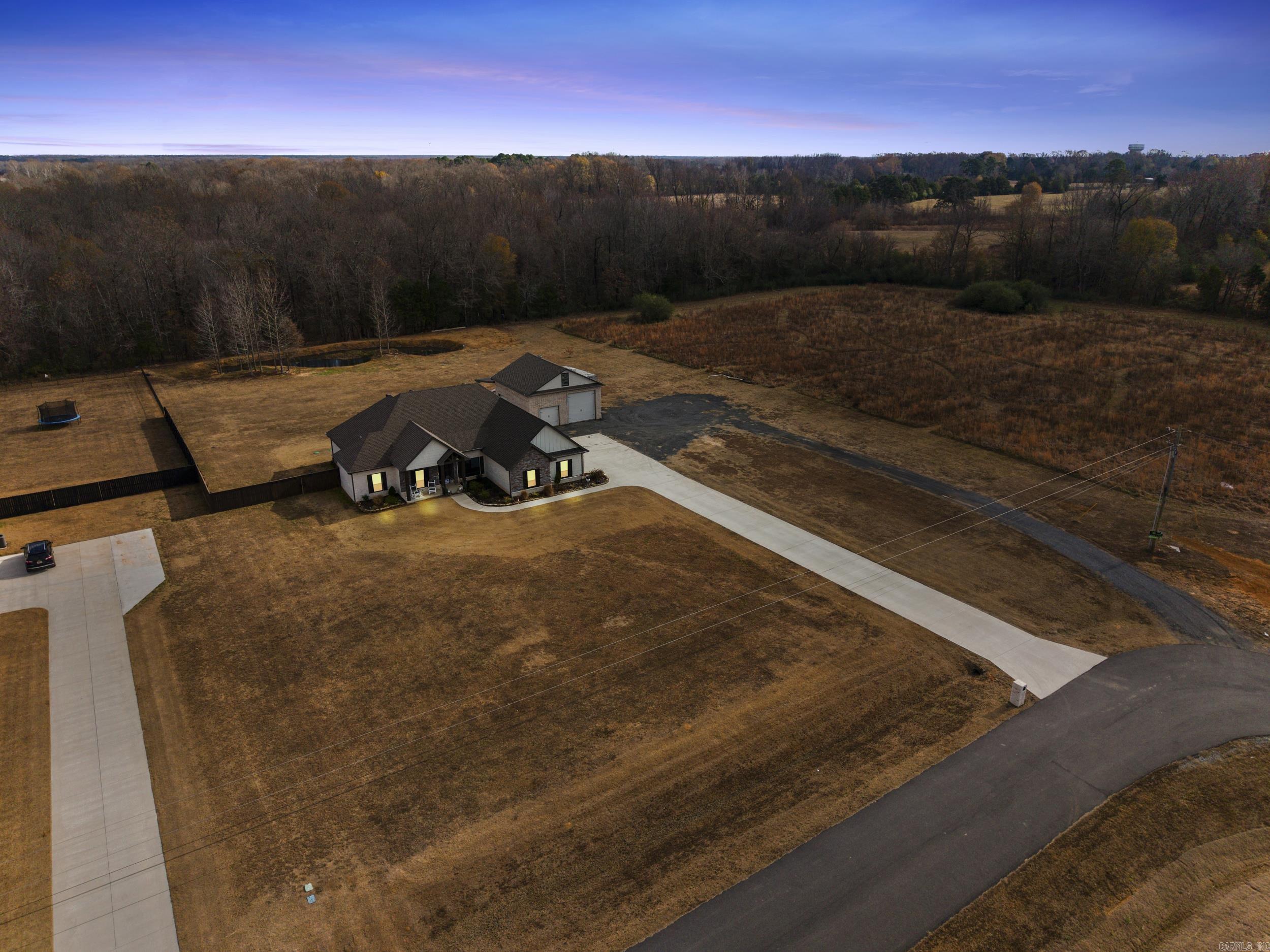 JACKSON ACRES - Residential