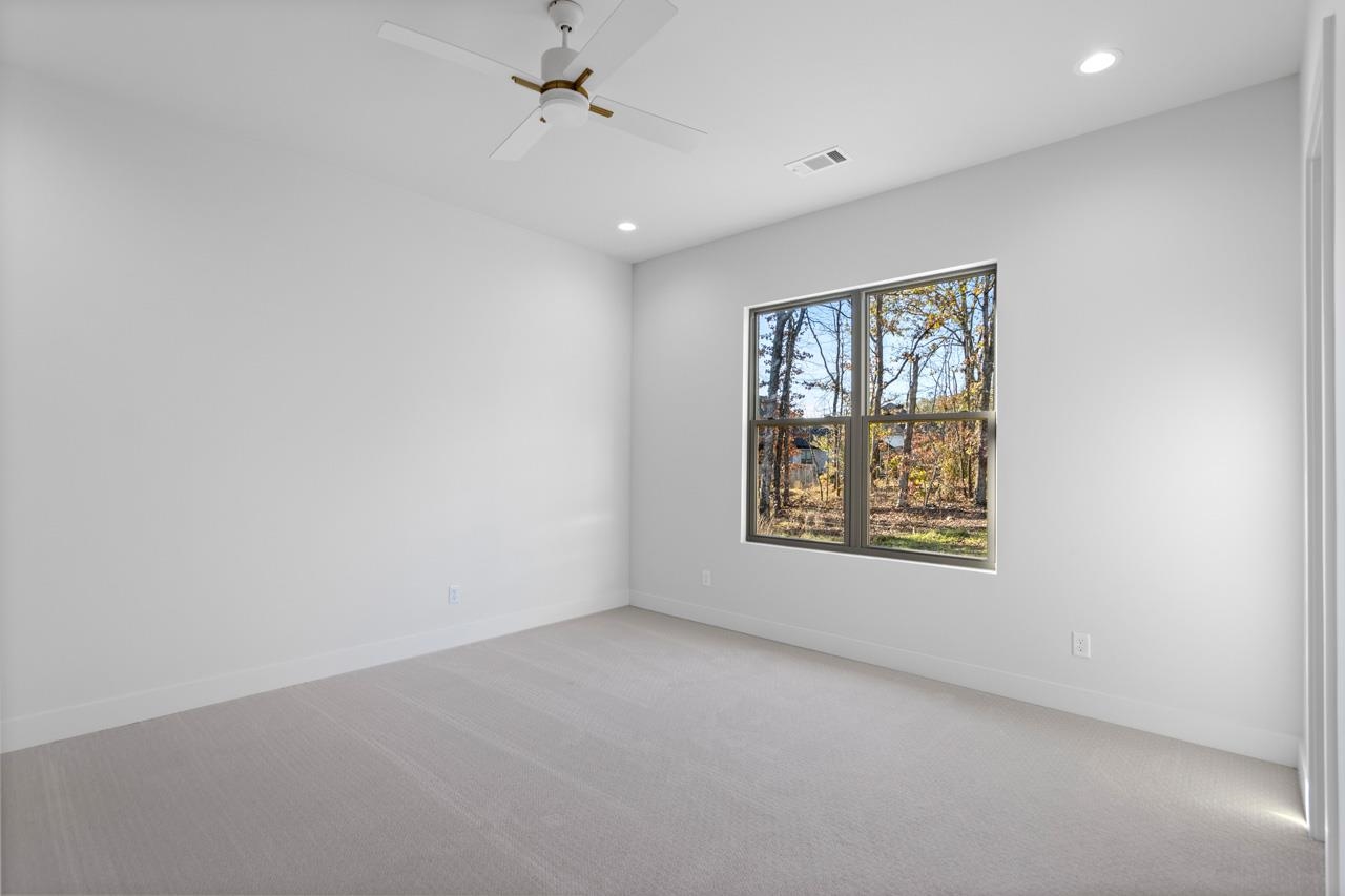 MILLERS GLENN - Residential