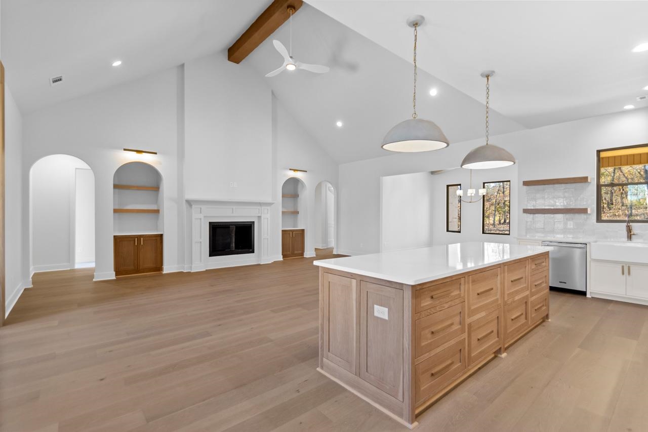 MILLERS GLENN - Residential
