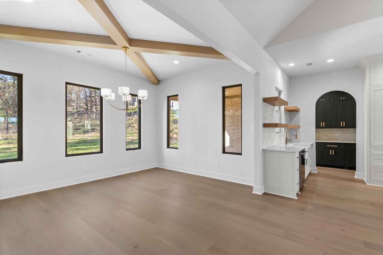 MILLERS GLENN - Residential