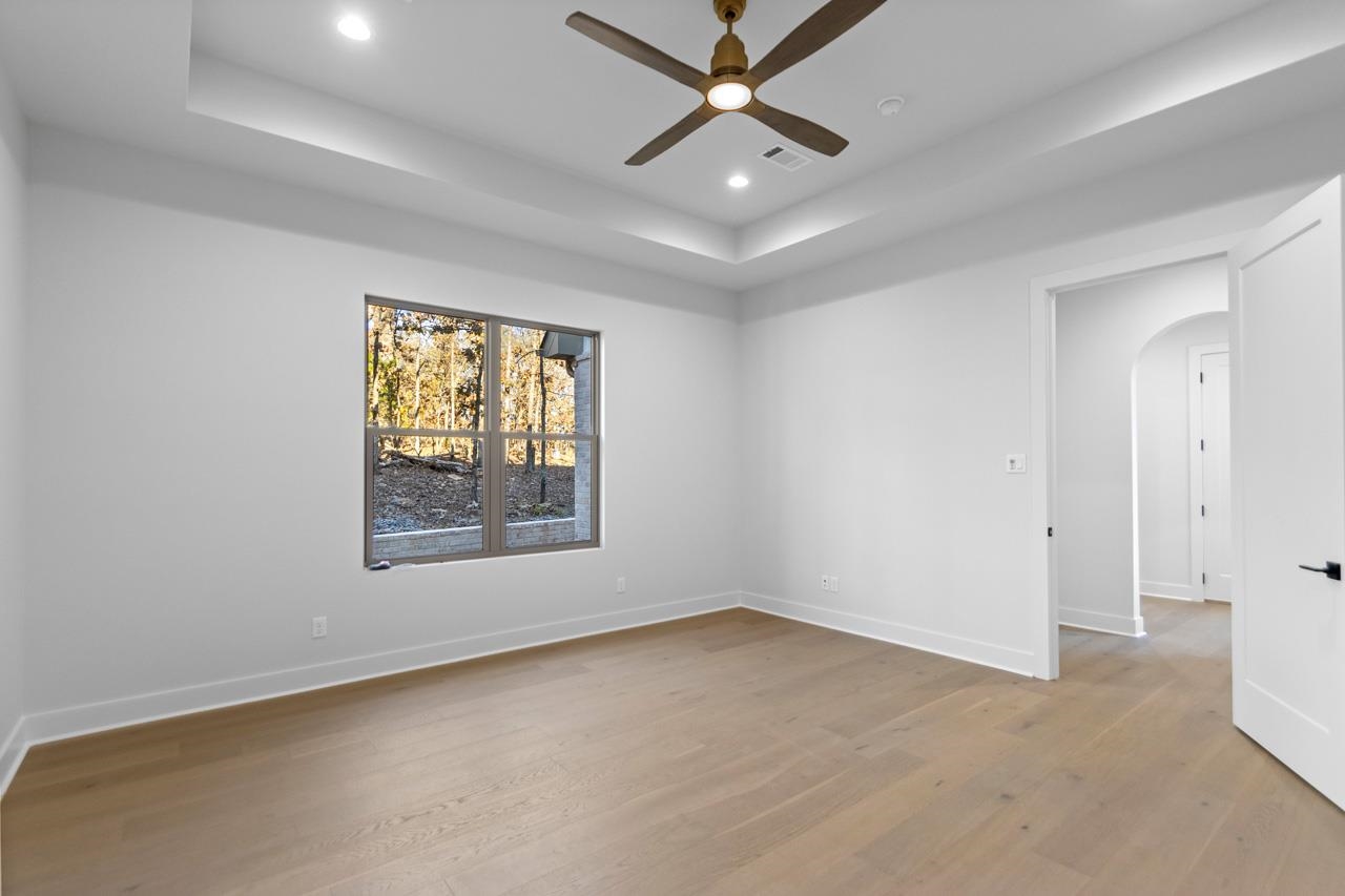 MILLERS GLENN - Residential