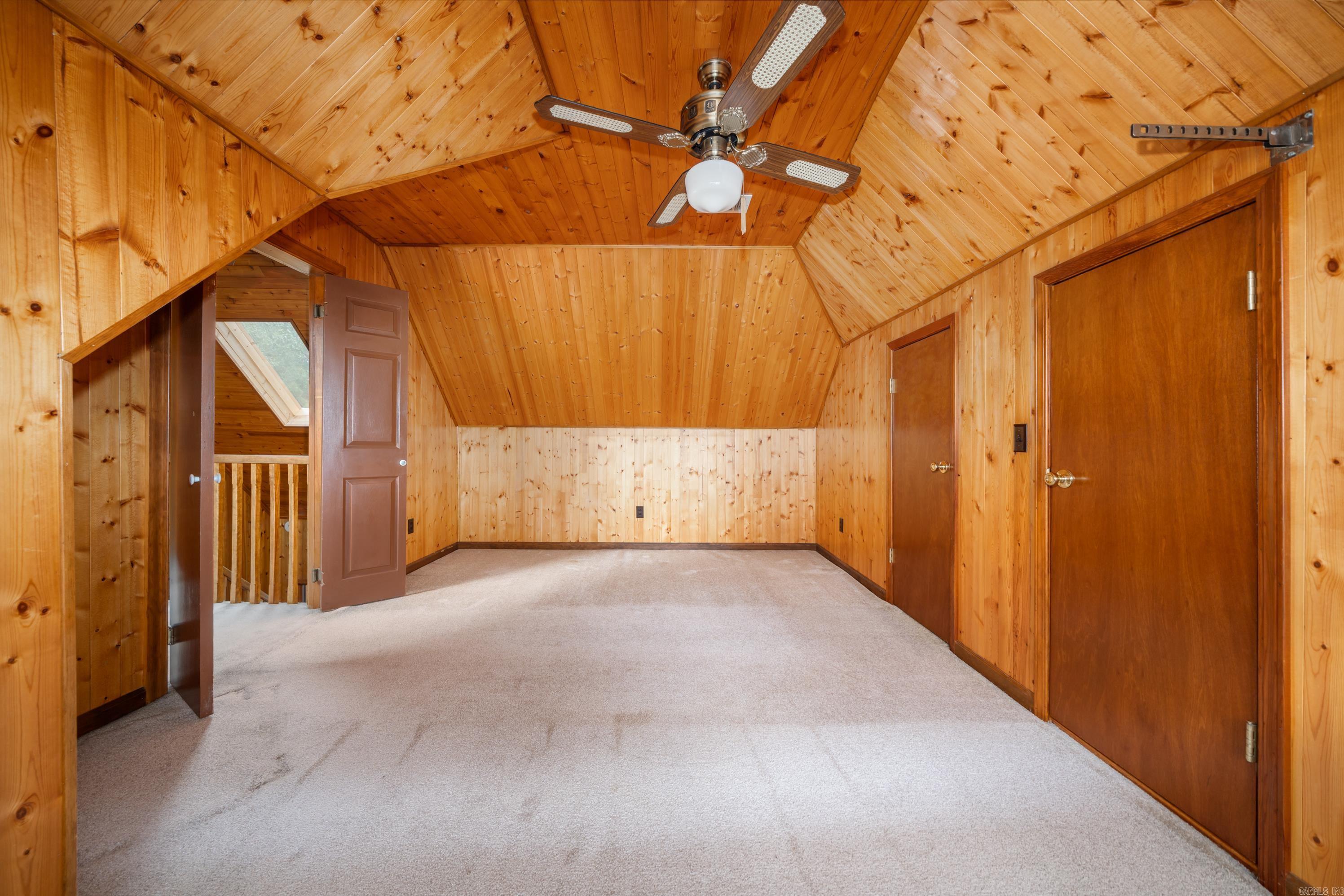 ARROWHEAD LAKE ESTATES - Residential