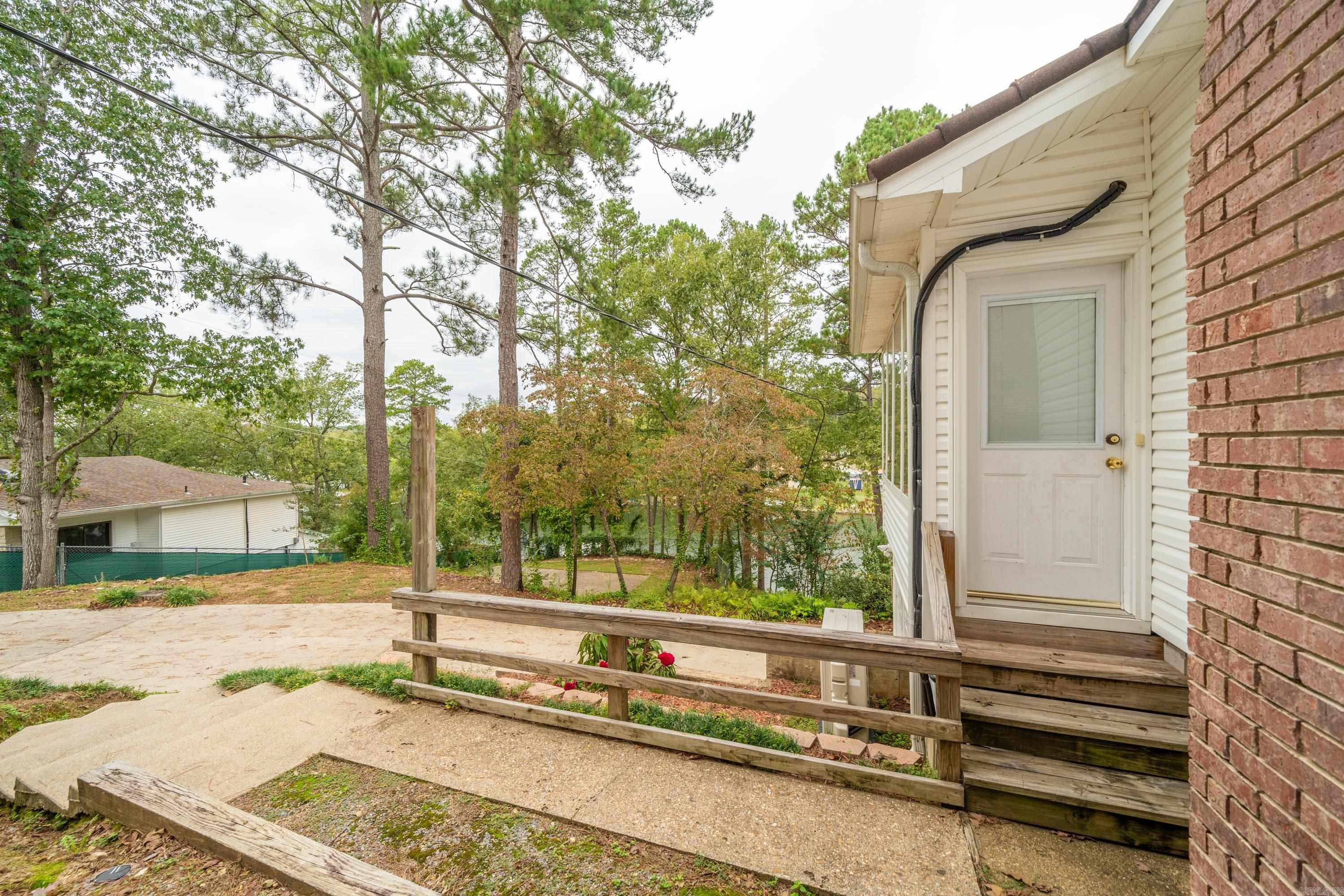 ARROWHEAD LAKE ESTATES - Residential