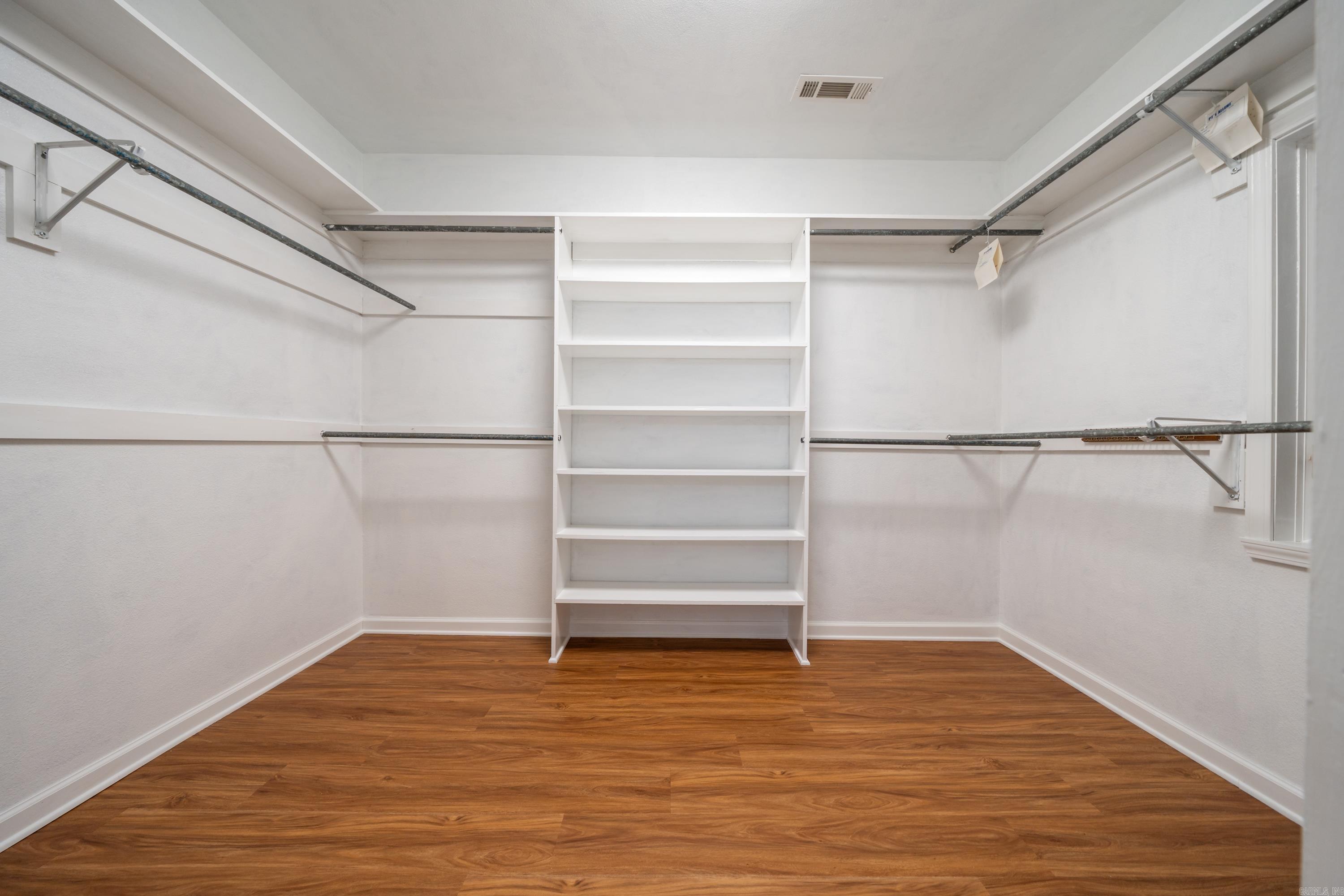 ARROWHEAD LAKE ESTATES - Residential