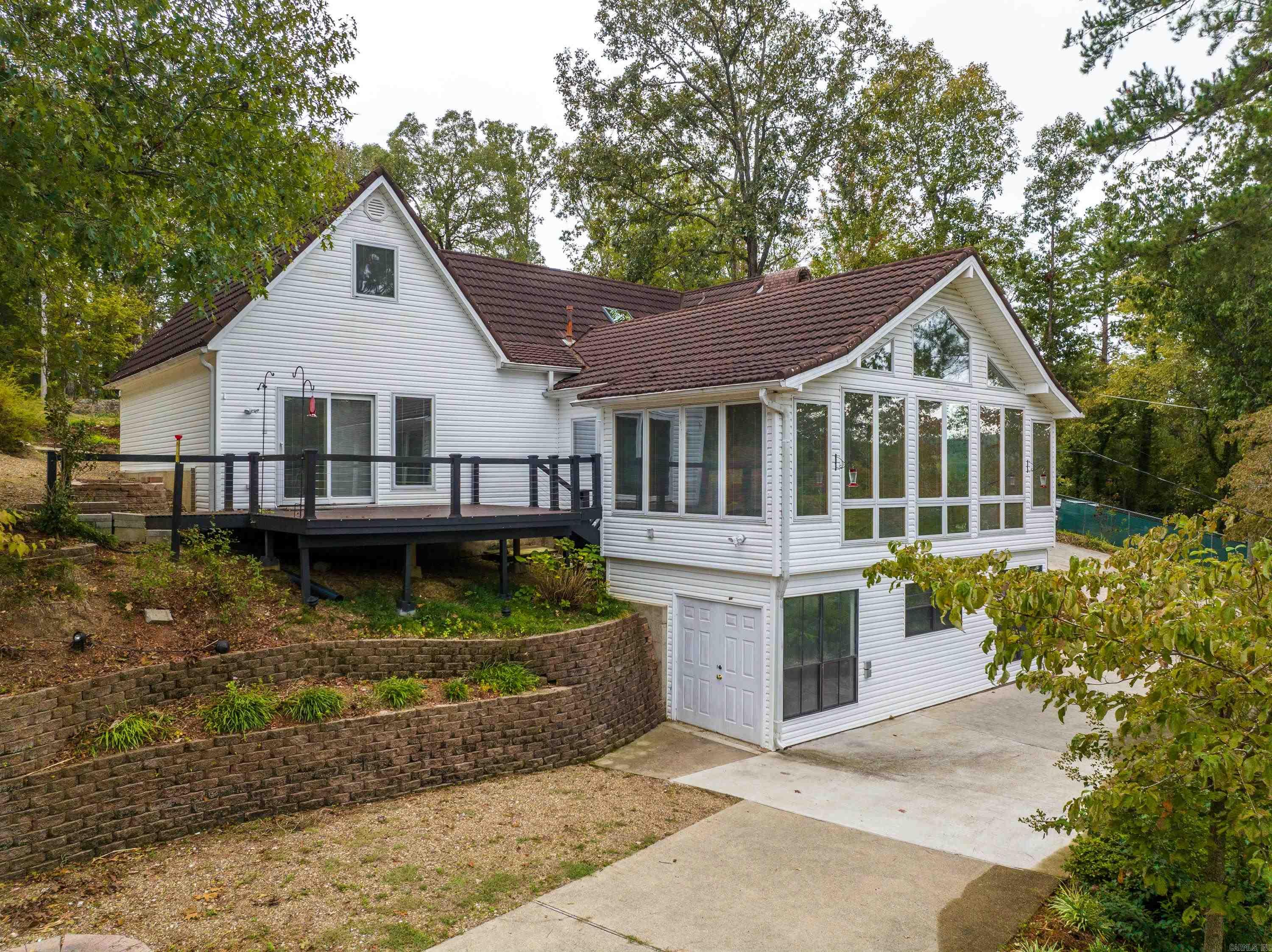 ARROWHEAD LAKE ESTATES - Residential