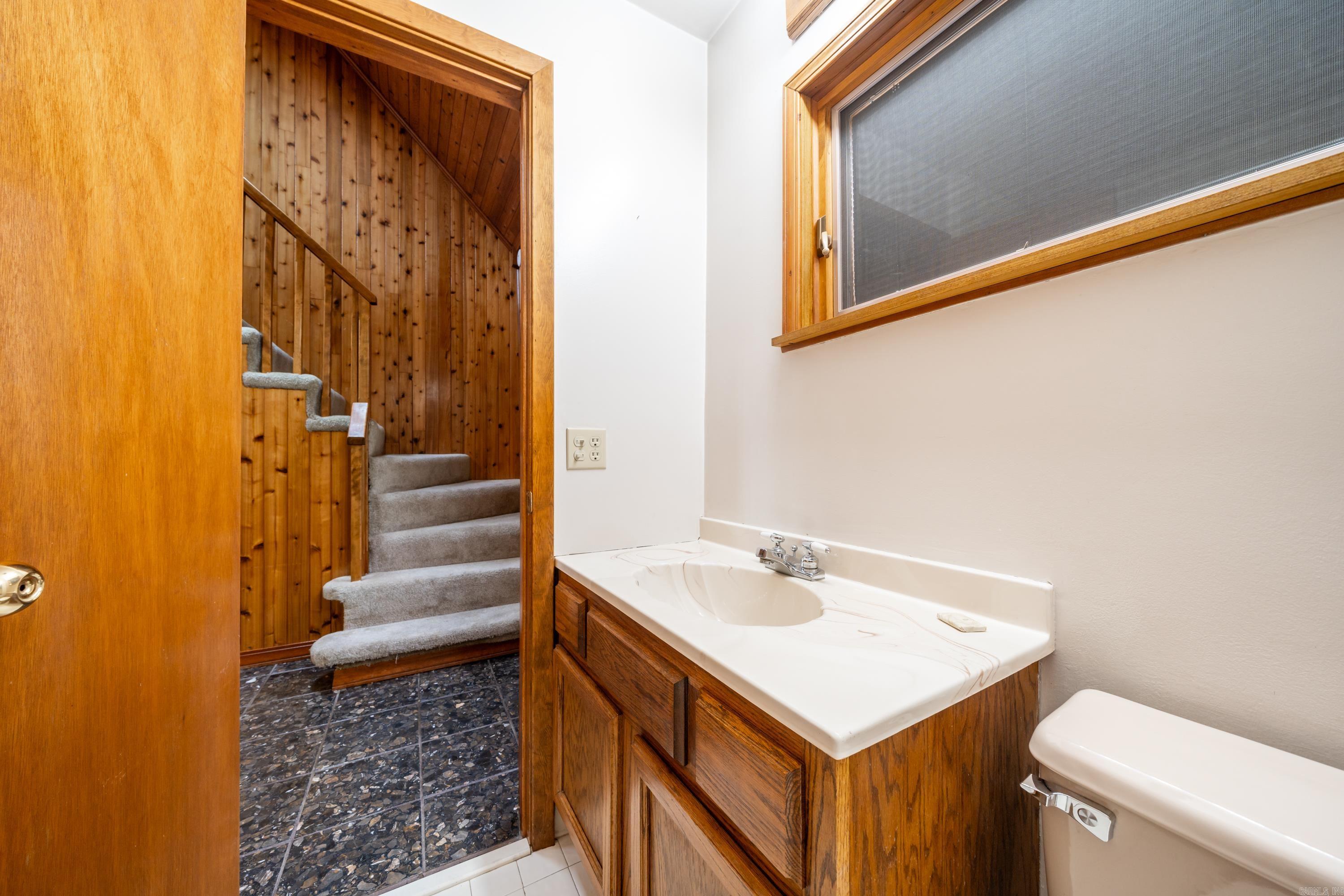 ARROWHEAD LAKE ESTATES - Residential