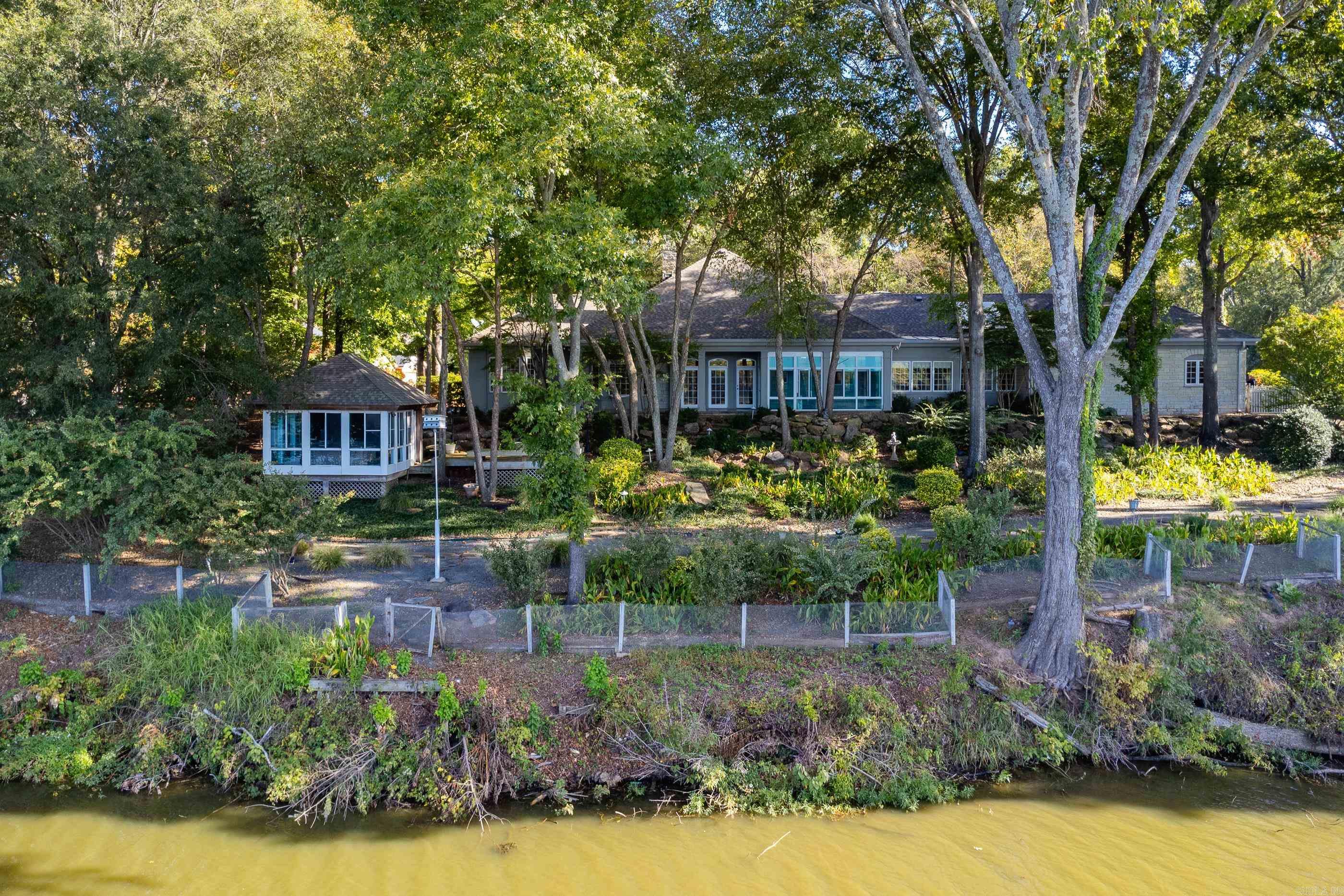 RIVER RUN ADDN - Residential