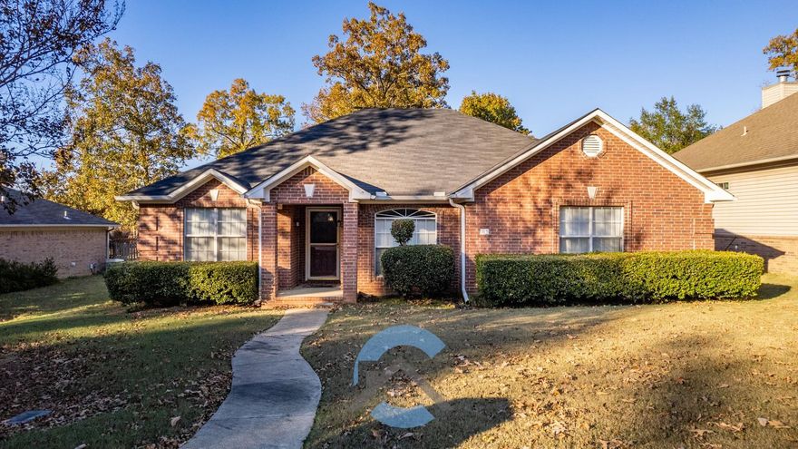 Come check out this freshly painted 3 bed, 2 bath home in Rolling Oaks subdivision.  Oversized master bedroom with double sink vanity and jacuzzi.  Split floor plan.  Large screened in back porch as well.  Entry to garage is in the alleyway behind home for private access.  Gas starter fireplace.  Some pets approved with additional pet fee added to base rent each month.