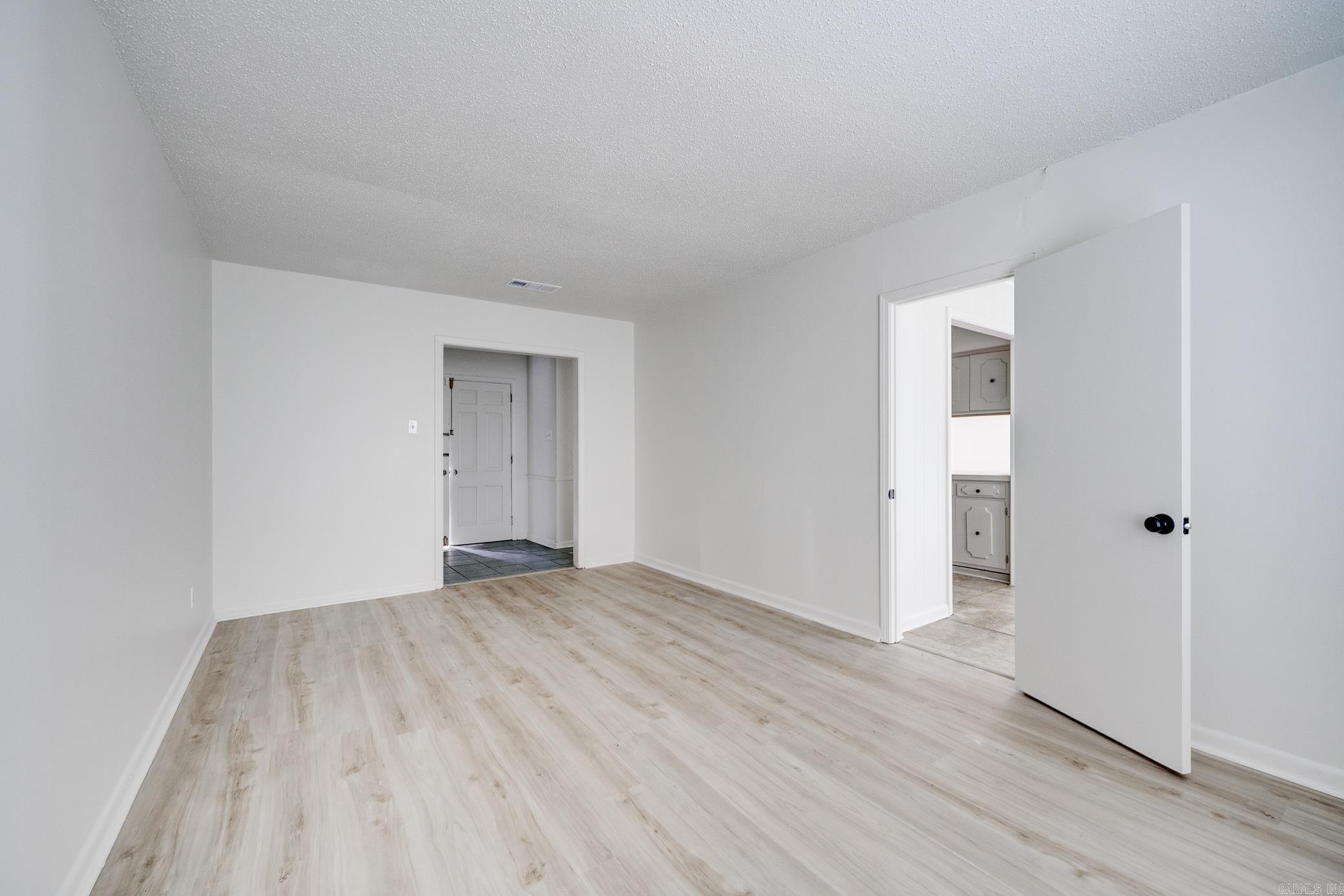 WINDAMERE - Residential