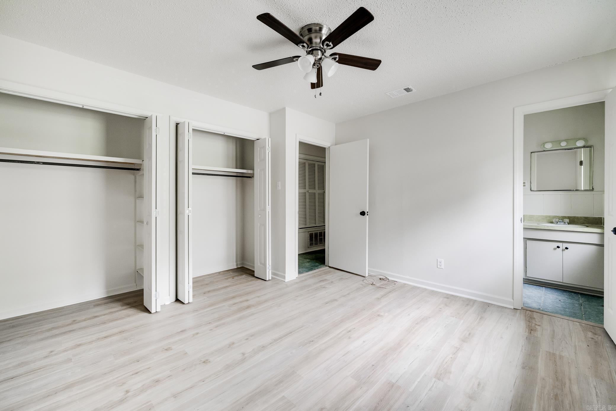WINDAMERE - Residential