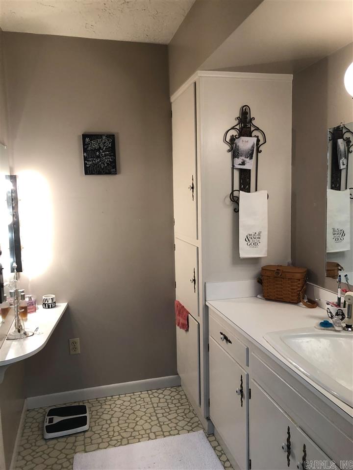 SOUTHWEST - Residential