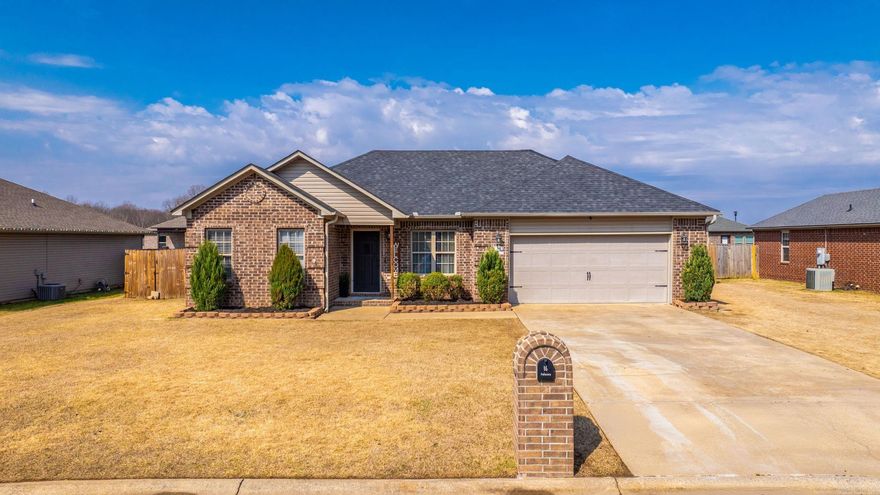 100% FINANCEABLE!BEAUTIFULLY MAINTAINED & EXQUISITELY UPDATED ALL-BRICK HOME.SELLERS HAVE TRULY LOVED &THOUGHTFULLY IMPROVED THROUGHOUT.THE EXTERIOR FEATURES CUSTOM LANDSCAPING,DECORATIVE ADDRESS BLOCK,BRICK MAILBOX & A WELCOMING COVERED FRONT PORCH W/CEDAR POSTS.THE INVITING ENTRY SHOWCASES A CUSTOM ENTRY CABINET BUILT-IN,OPEN LIVING AREA W/VAULTED CEILING W/WOOD BEAM,LINEAR FIREPLACE W/WOOD MANTLE. & SHIPLAP.THE DINING AREA HIGHLIGHTS A CUSTOM TRIMMED ACCENT WALL &DECORATIVE LIGHTING.THE RENOVATED KITCHEN OFFERS QUARTZ COUNTERTOPS,NEW SAMSUNG APPL INCLUDING A RANGE W/AIR FRYER,DECORATIVE CABINETRY,TILE BACKSPLASH &ELEGANT GOLD &ROSE-GOLD ACCENTS.THE PRIVATE PRIMARY SUITE FEATURES A TRAY CEILING,WALK-IN CLOSET &BRAND-NEW TILED WALK-IN SHOWER W/SLIDING GLASS DOOR.SECONDARY BEDROOMS W/CUSTOM ACCENT WALLS &FRESH PAINT.ENJOY THE SPACIOUS BACKYARD W/ 6’ WOOD PRIVACY FENCE,PATIO & PAVER GRILLING AREA—IDEAL FOR RELAXING OR GATHERINGS.ADDITIONAL FEATURES INCLUDE A 2-CAR GARAGE W/NEW OPENER,SECURITY CAMERAS W/APP ACCESS,GENERATOR CONNECTION PAD(NO GENERATOR),KEYLESS ENTRY,ECOBEE SMART THERMOSTAT,CROWN MOLDING &DECORATIVE LIGHTING THROUGHOUT.CONVENIENTLY LOCATED LESS THAN 5 MIN FROM INTERST