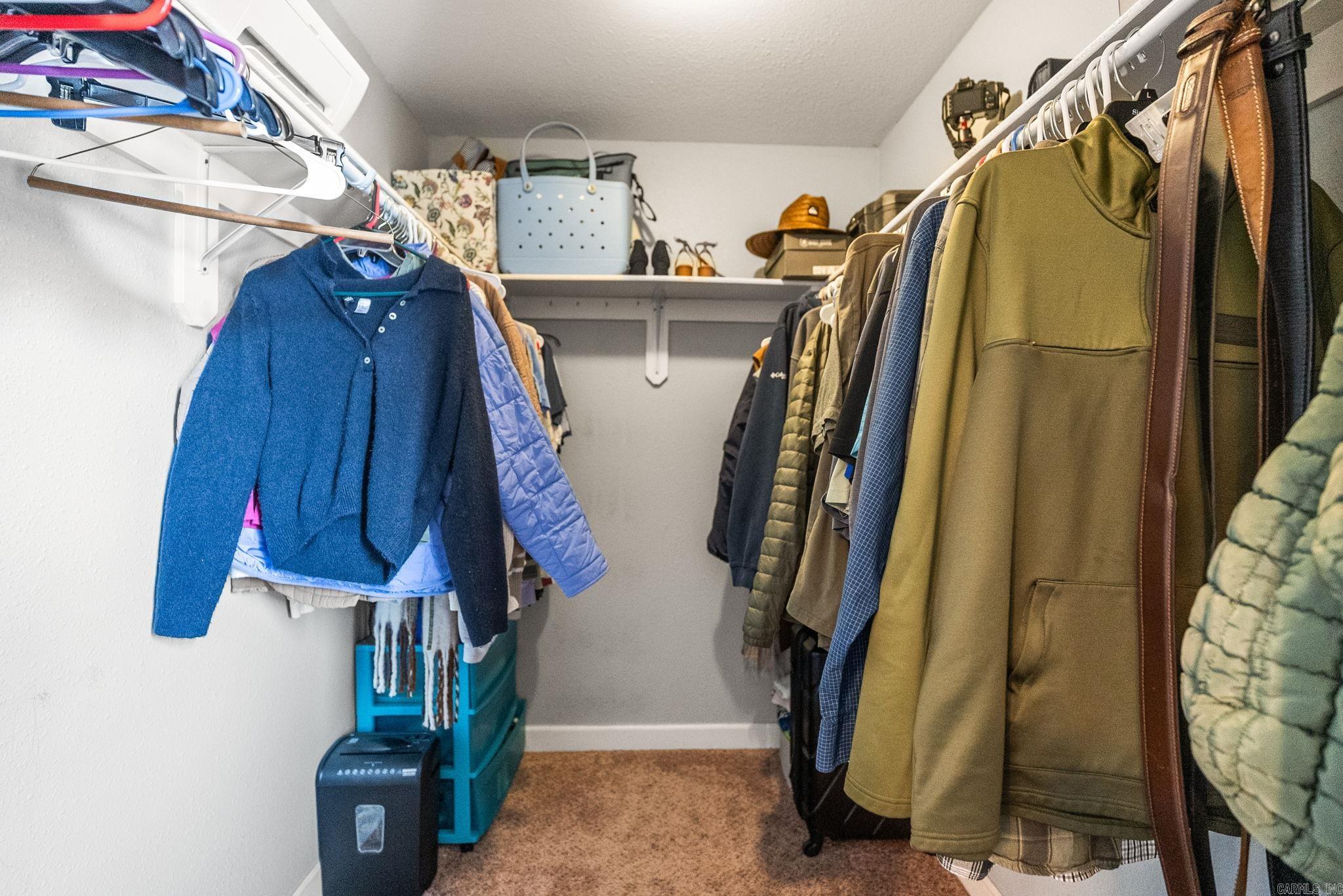 DEERFIELD ESTATES - Residential