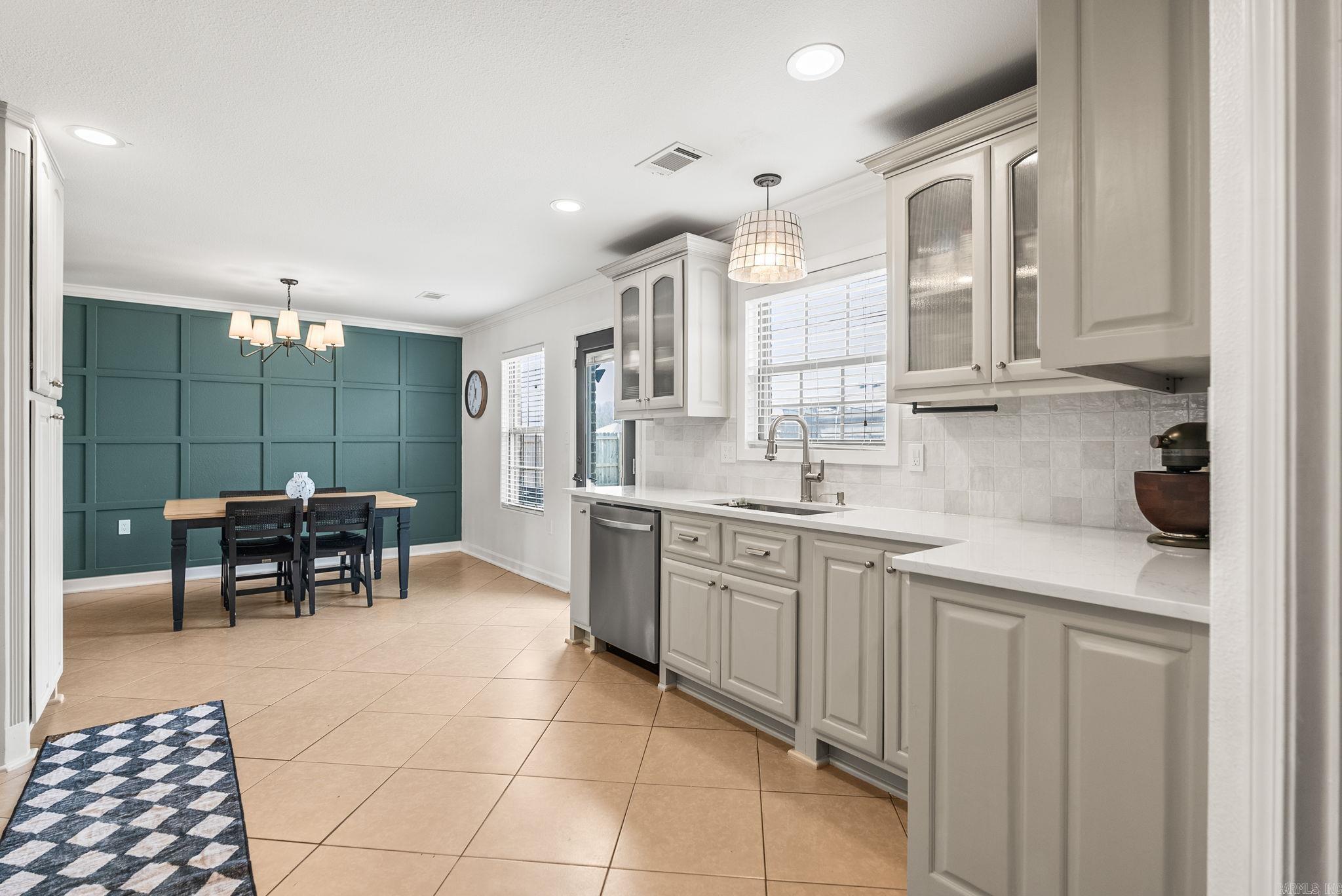 DEERFIELD ESTATES - Residential