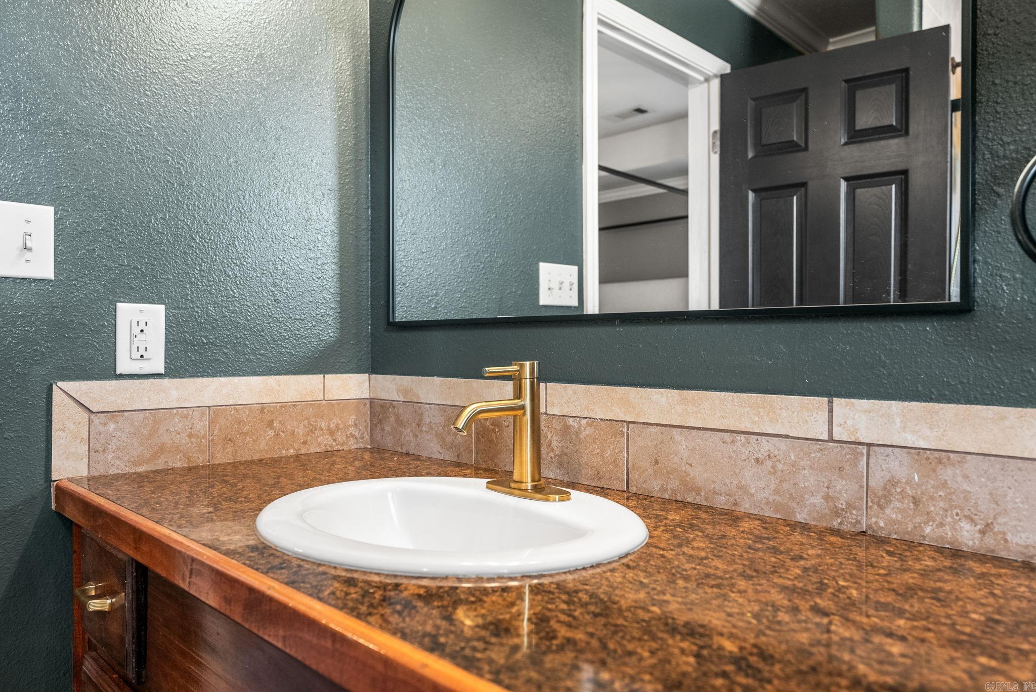 DEERFIELD ESTATES - Residential