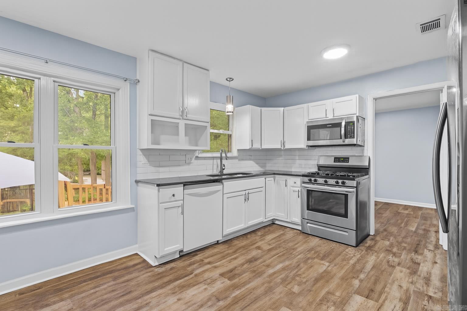 INDIAN HILLS - Residential