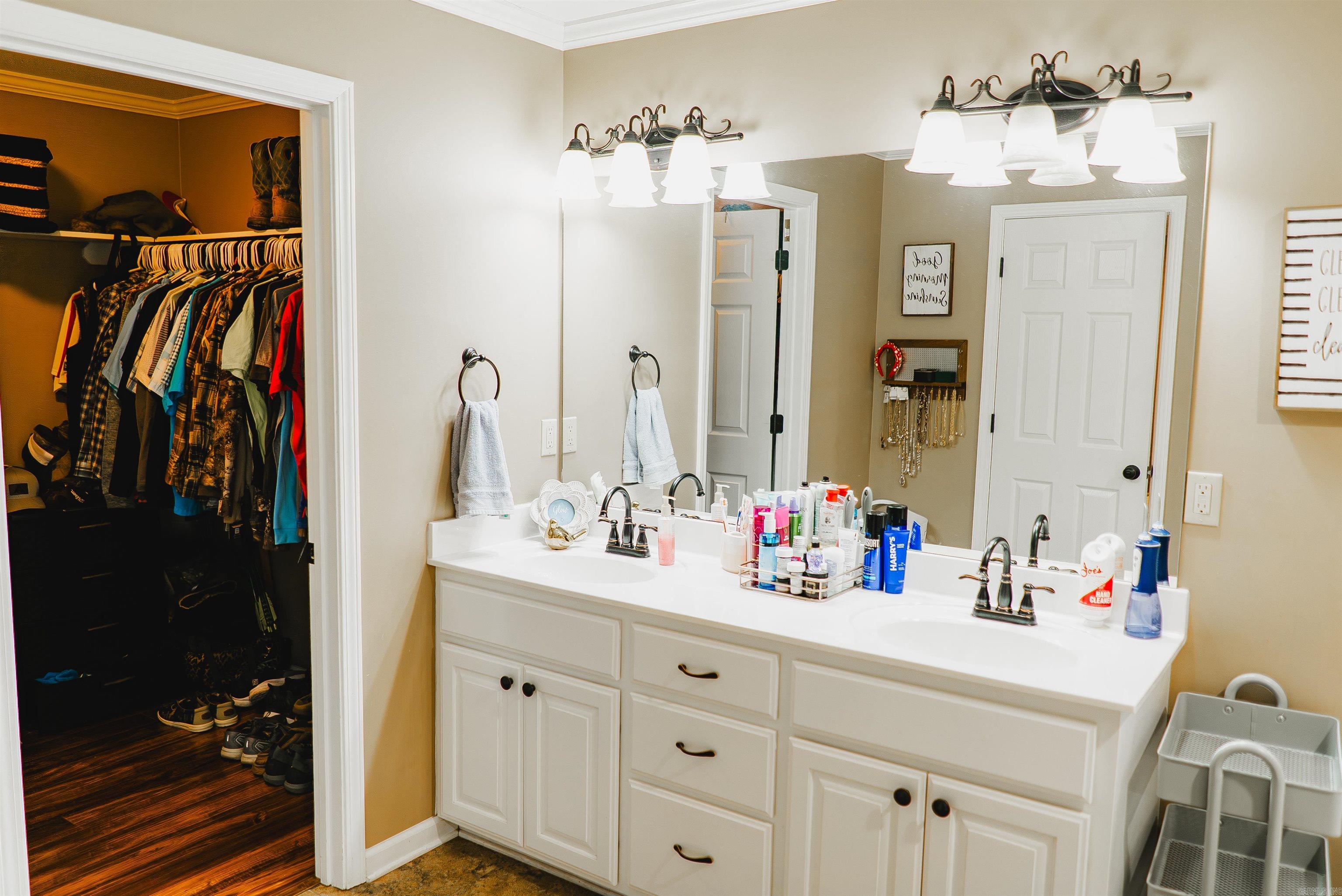 DEER CREEK - Residential