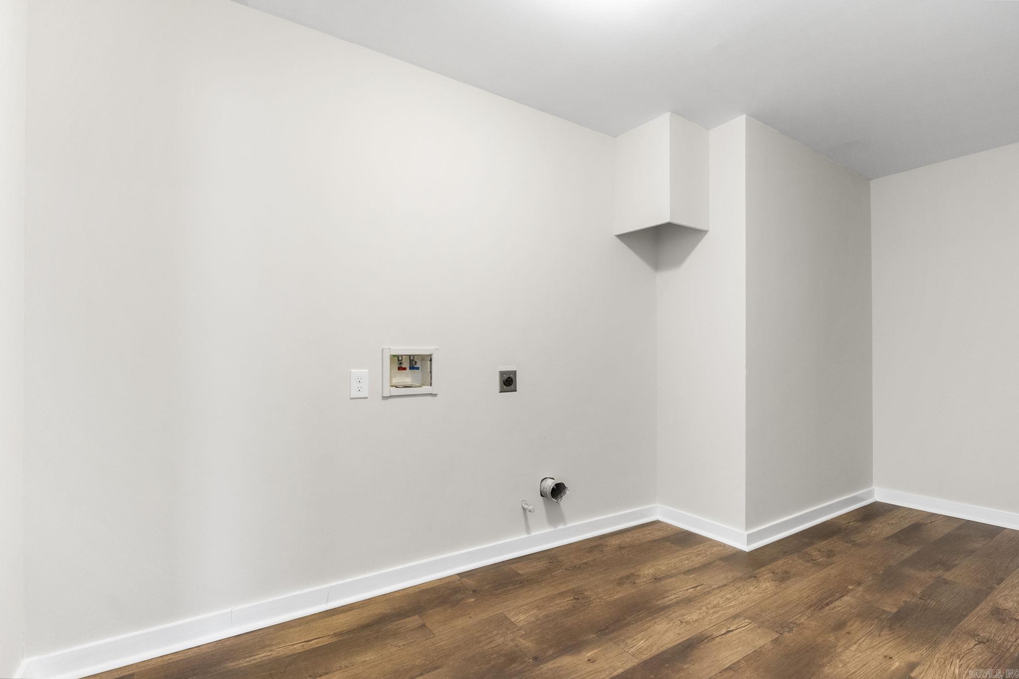 ECHO VALLEY - Residential