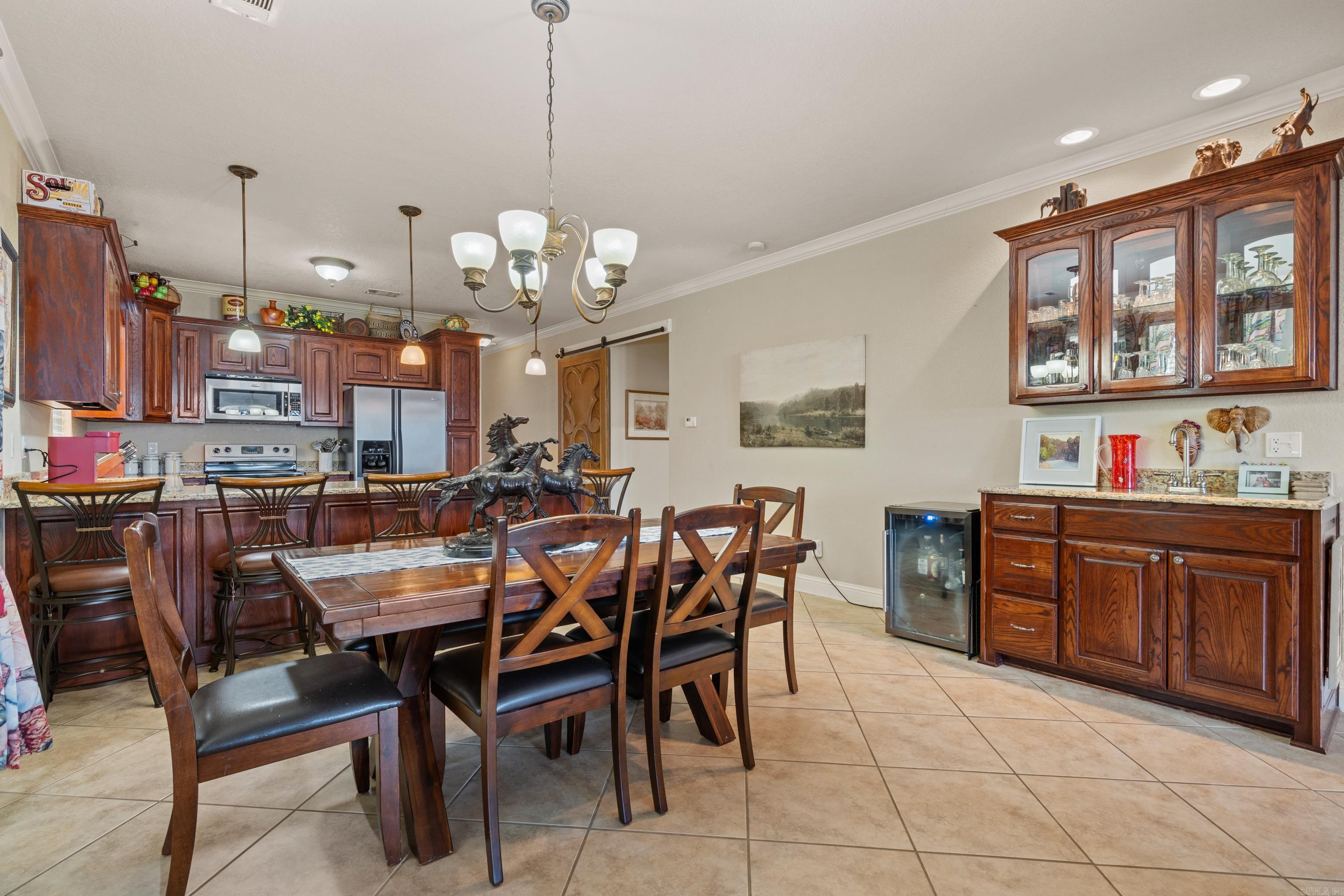 LAKESIDE GARDENS HPR - Residential