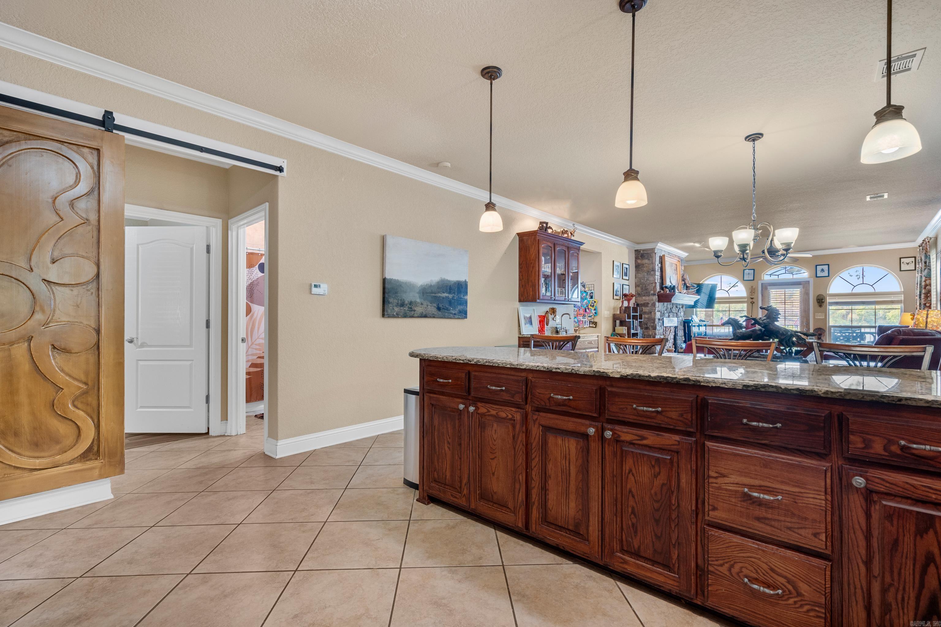 LAKESIDE GARDENS HPR - Residential