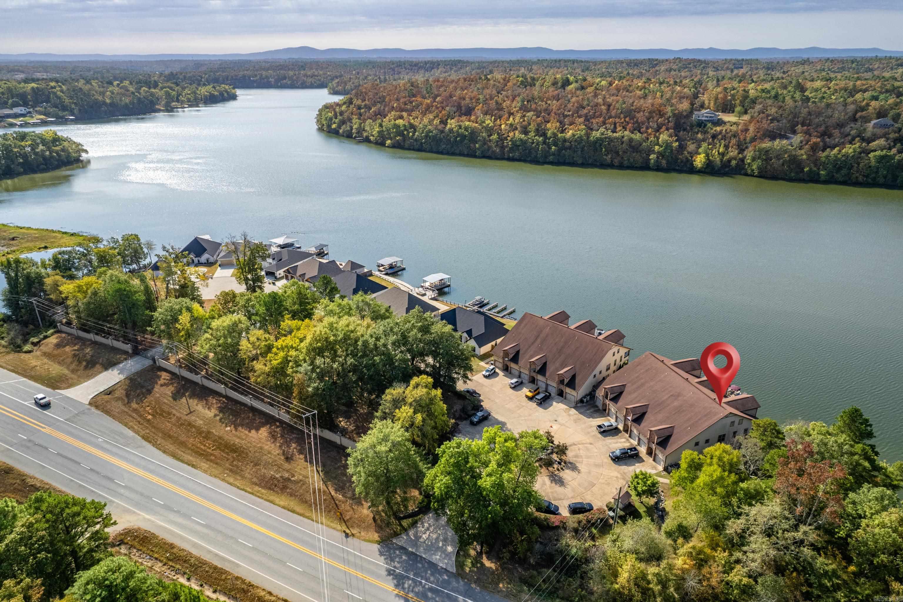 LAKESIDE GARDENS HPR - Residential