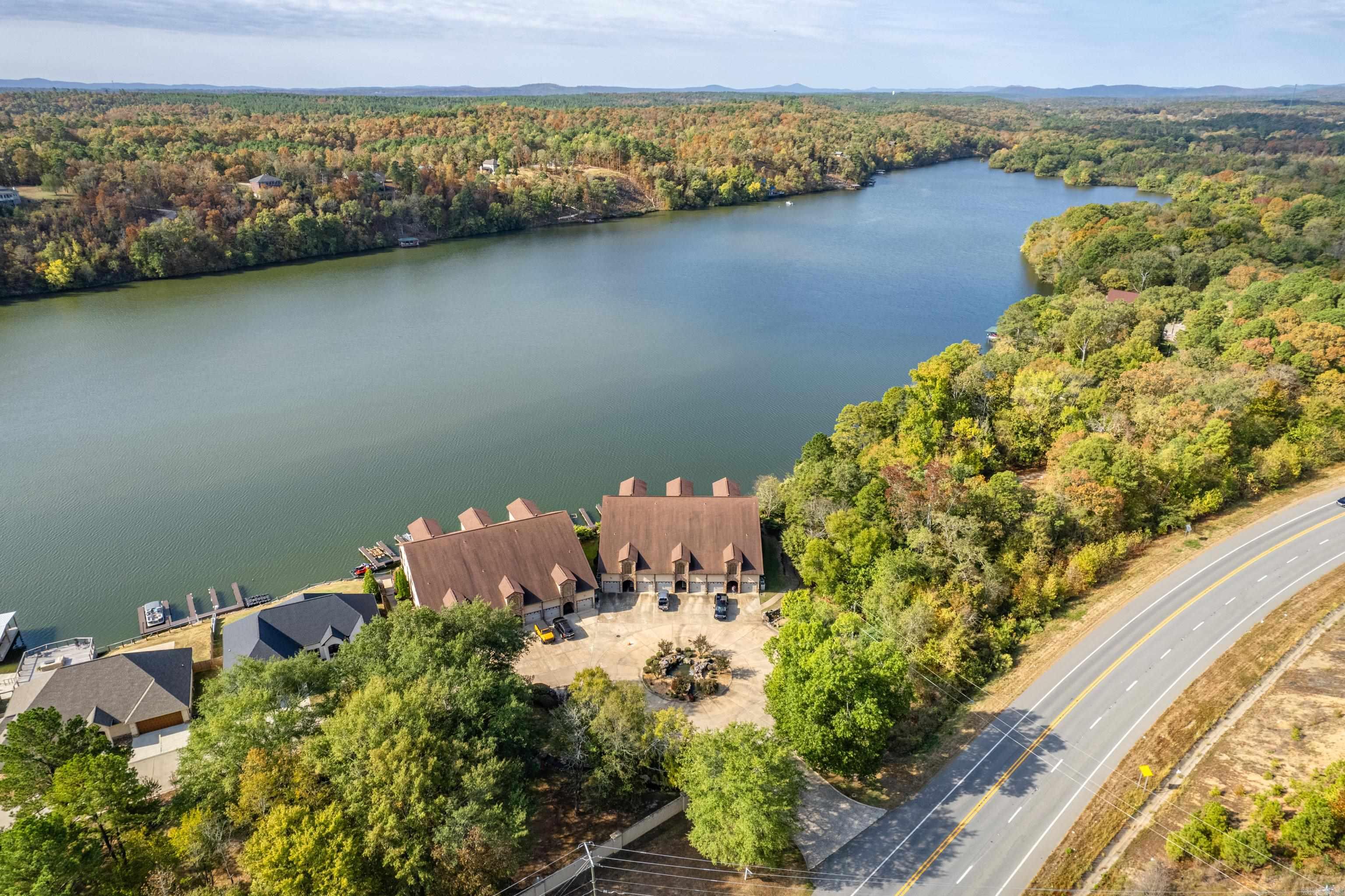 LAKESIDE GARDENS HPR - Residential