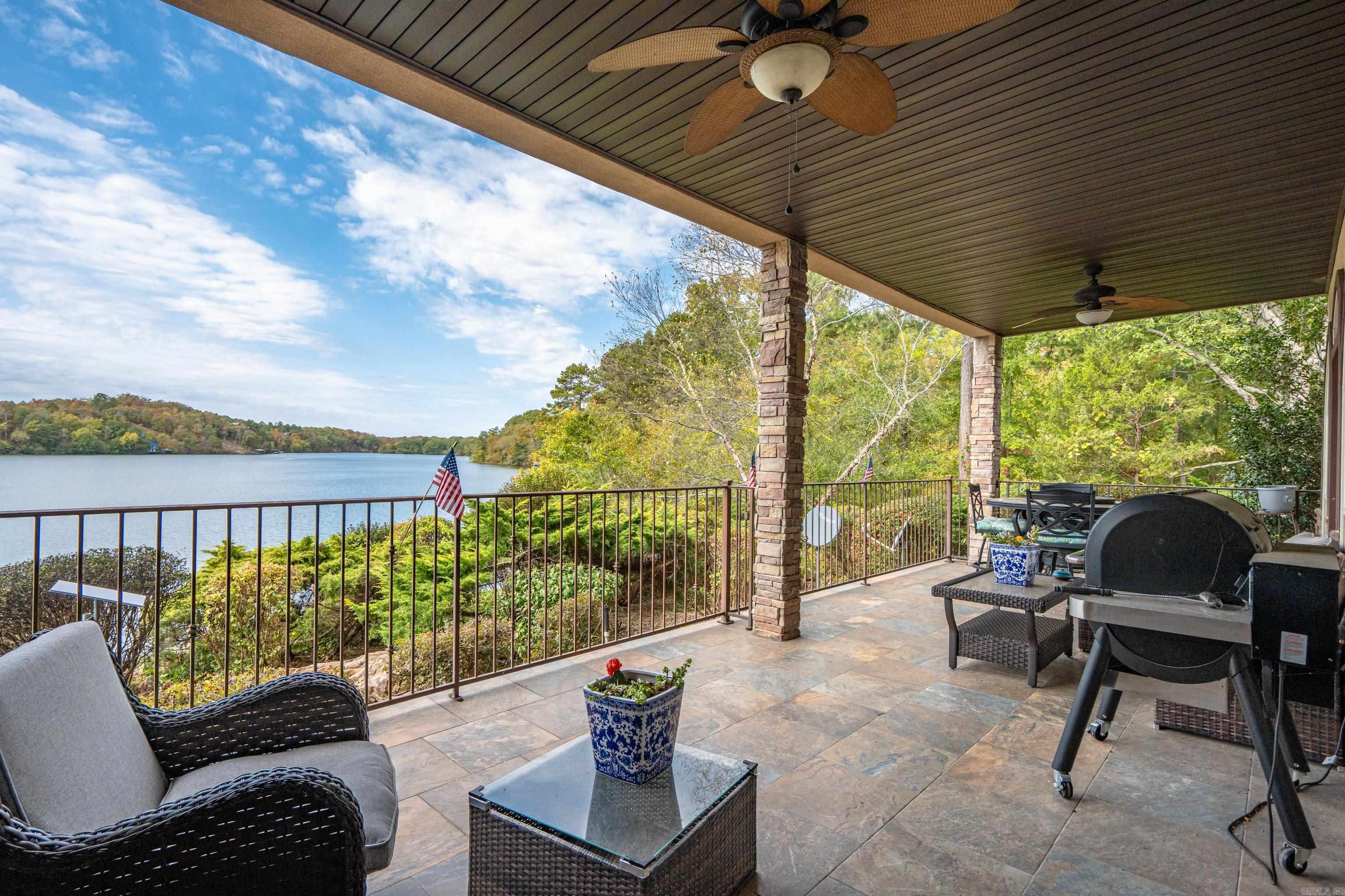 LAKESIDE GARDENS HPR - Residential