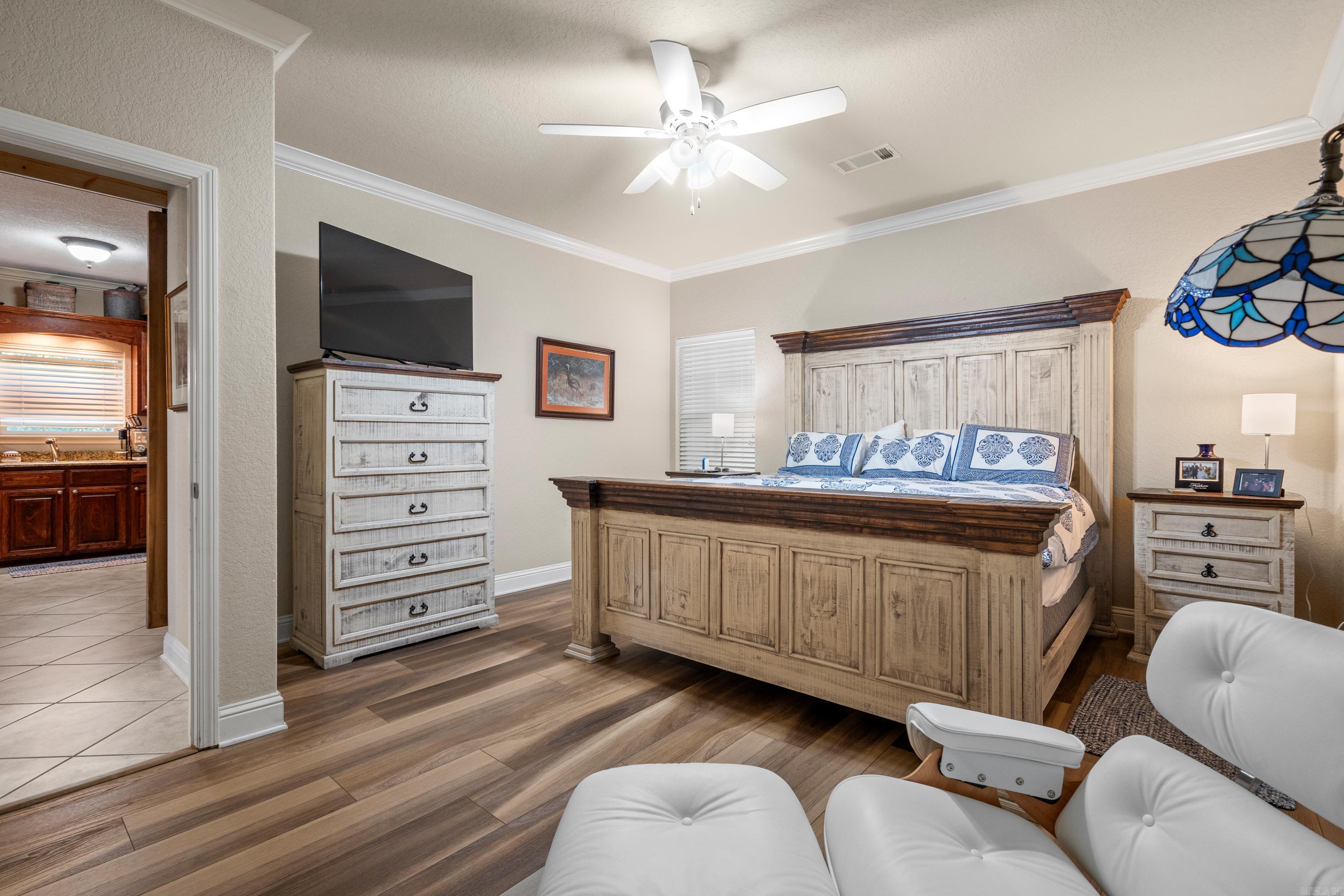 LAKESIDE GARDENS HPR - Residential