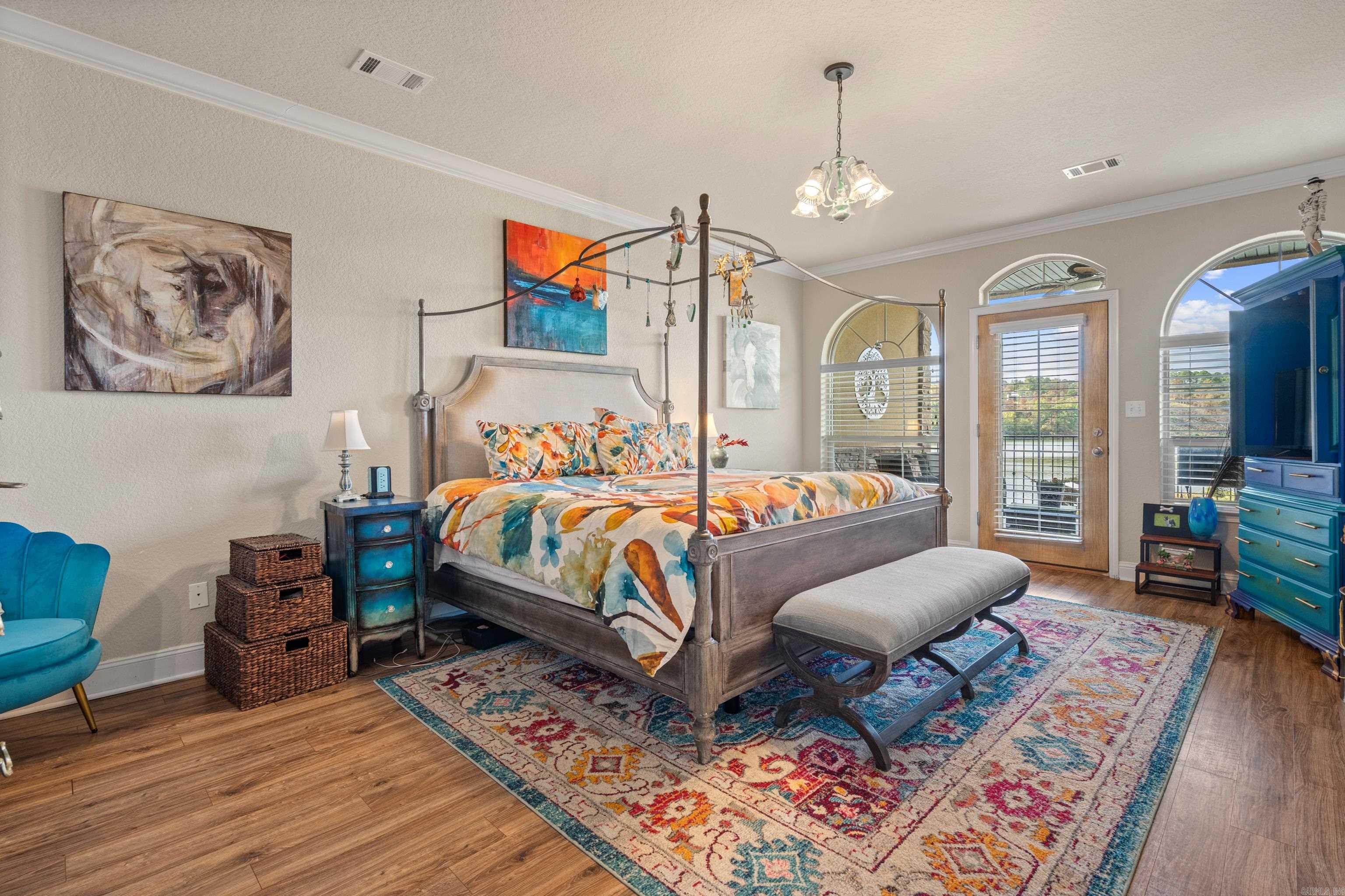 LAKESIDE GARDENS HPR - Residential