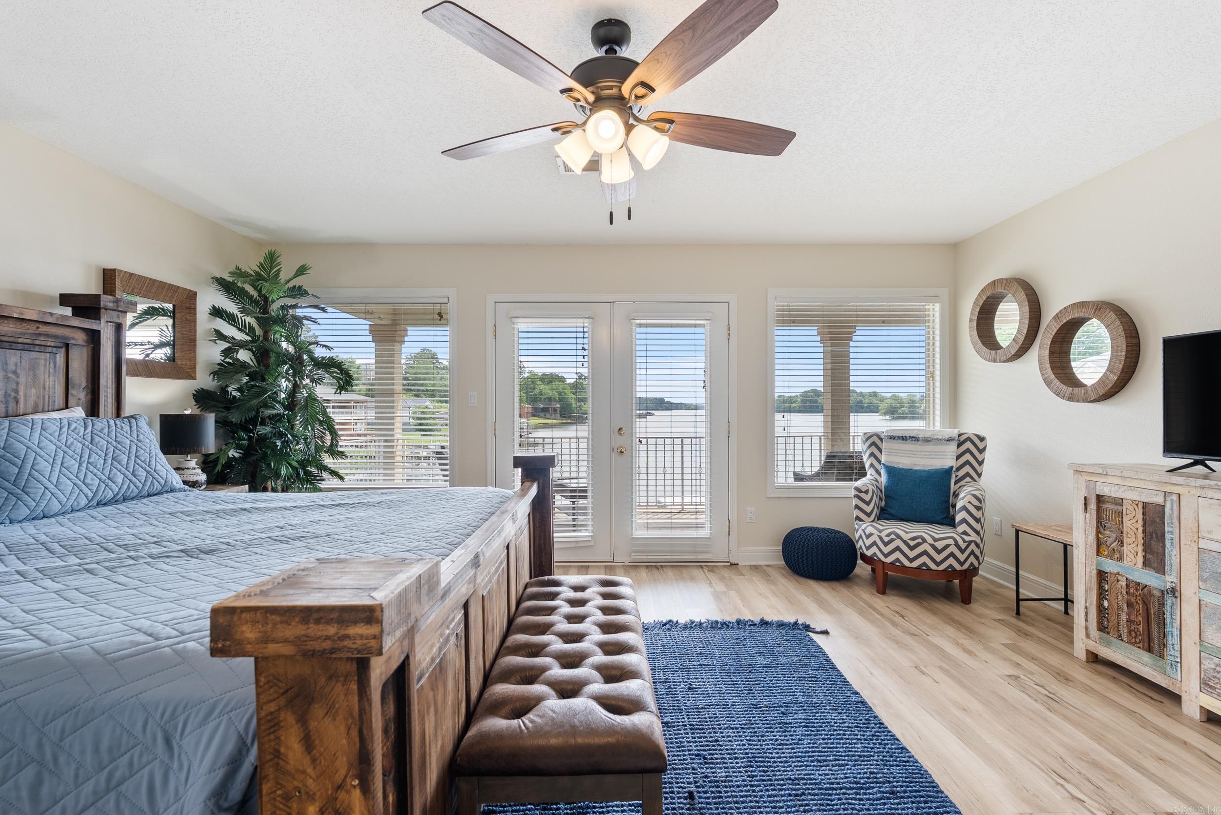 WATERS EDGE HPR - Residential