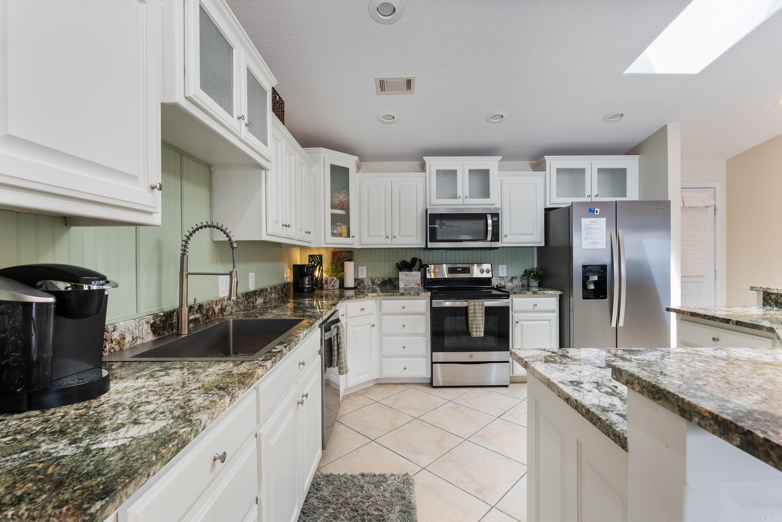 WATERS EDGE HPR - Residential