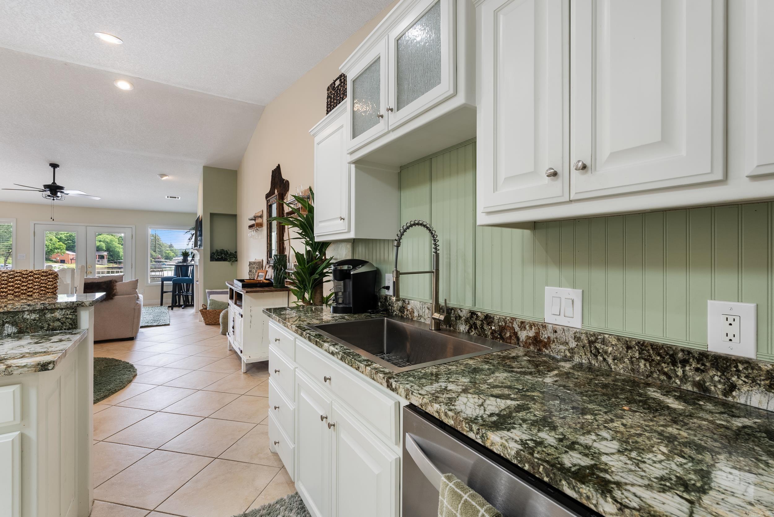 WATERS EDGE HPR - Residential