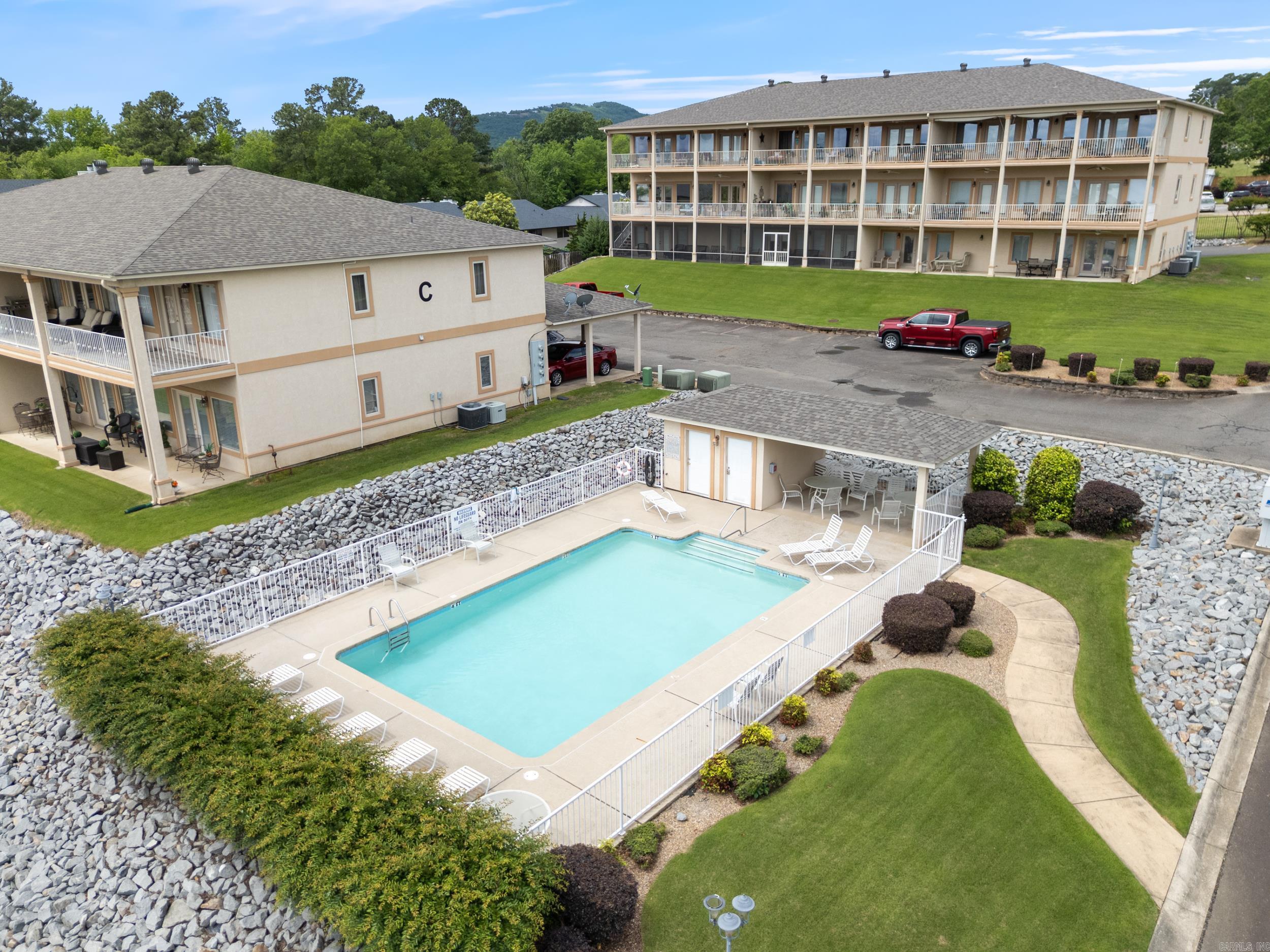 WATERS EDGE HPR - Residential