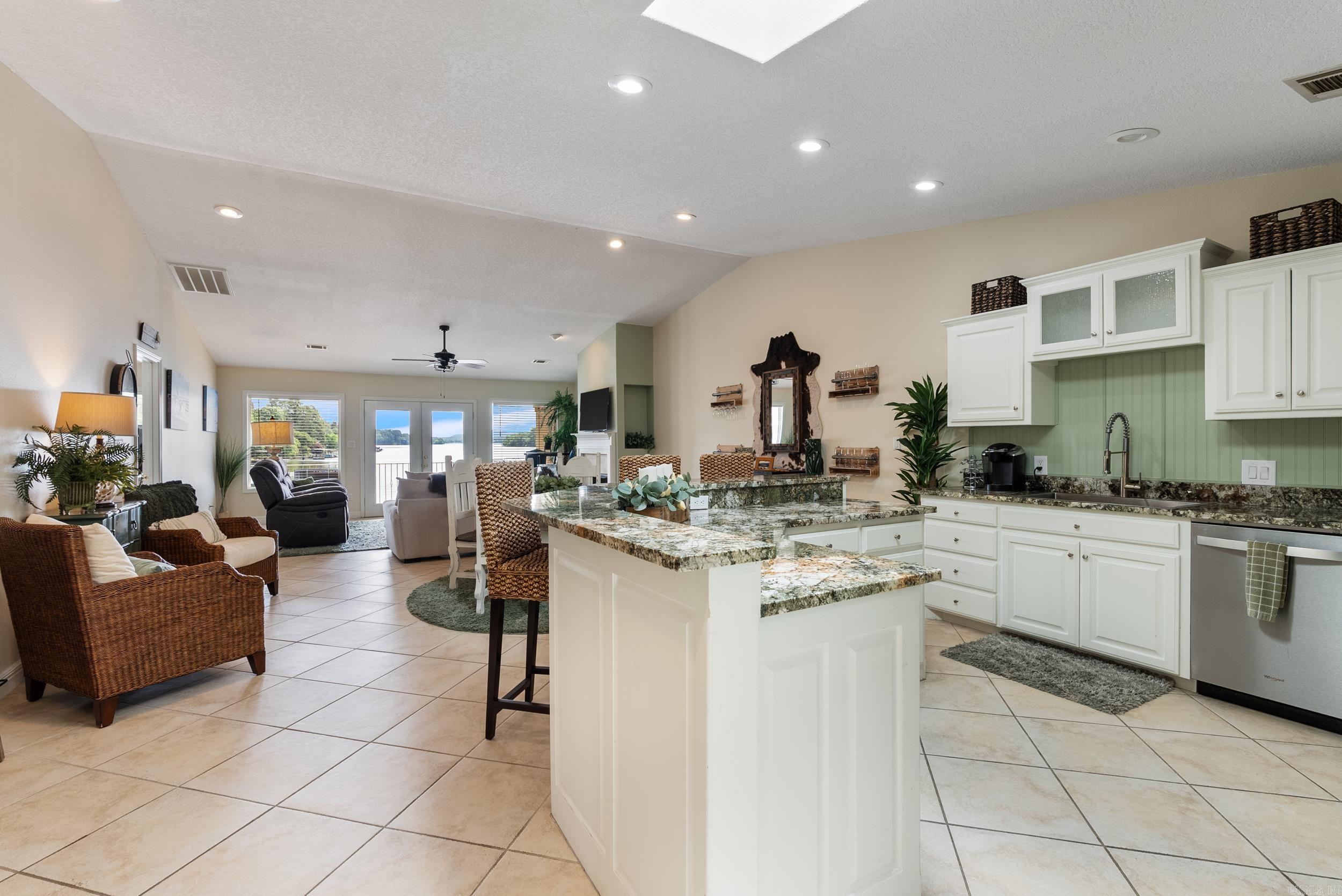 WATERS EDGE HPR - Residential