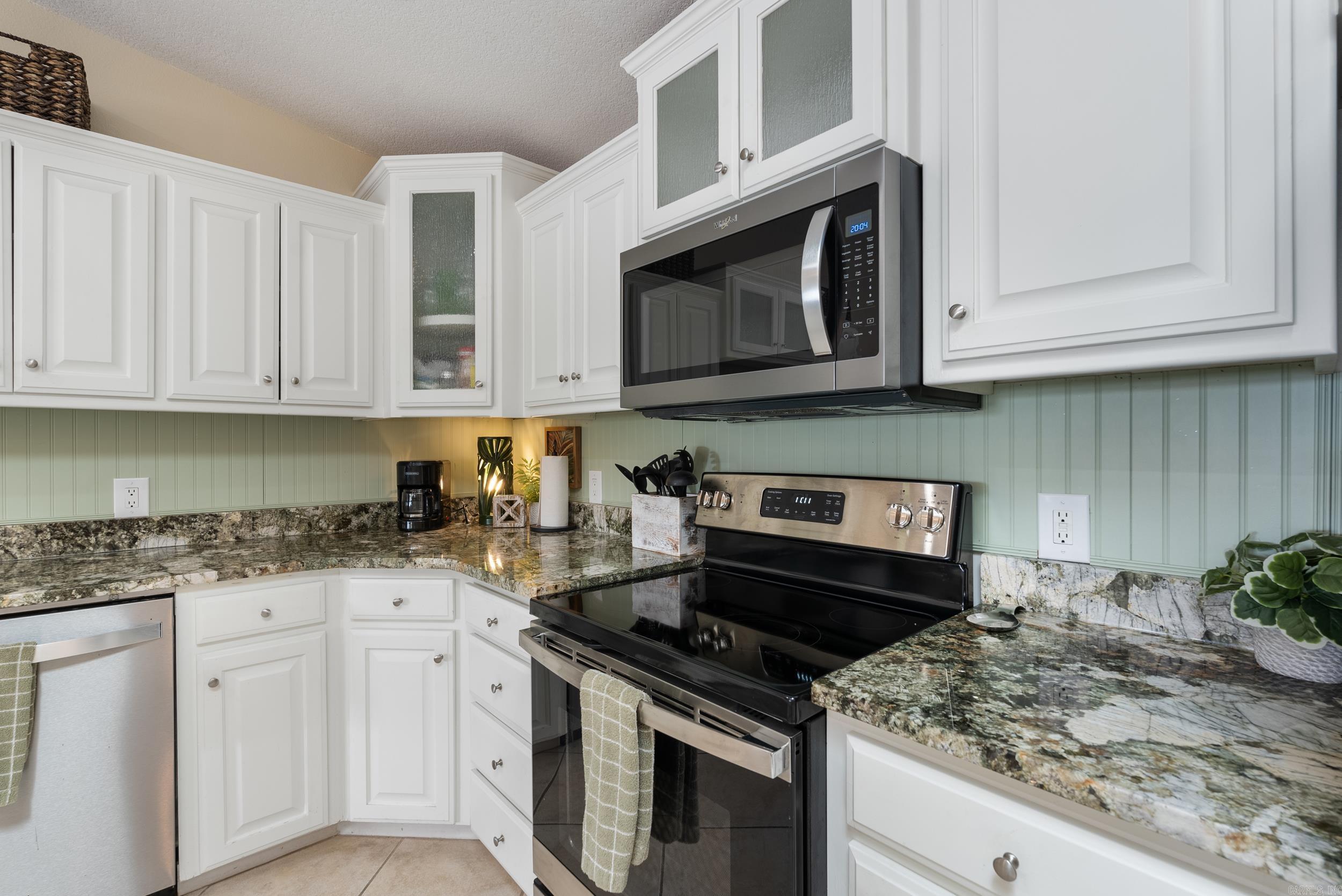 WATERS EDGE HPR - Residential