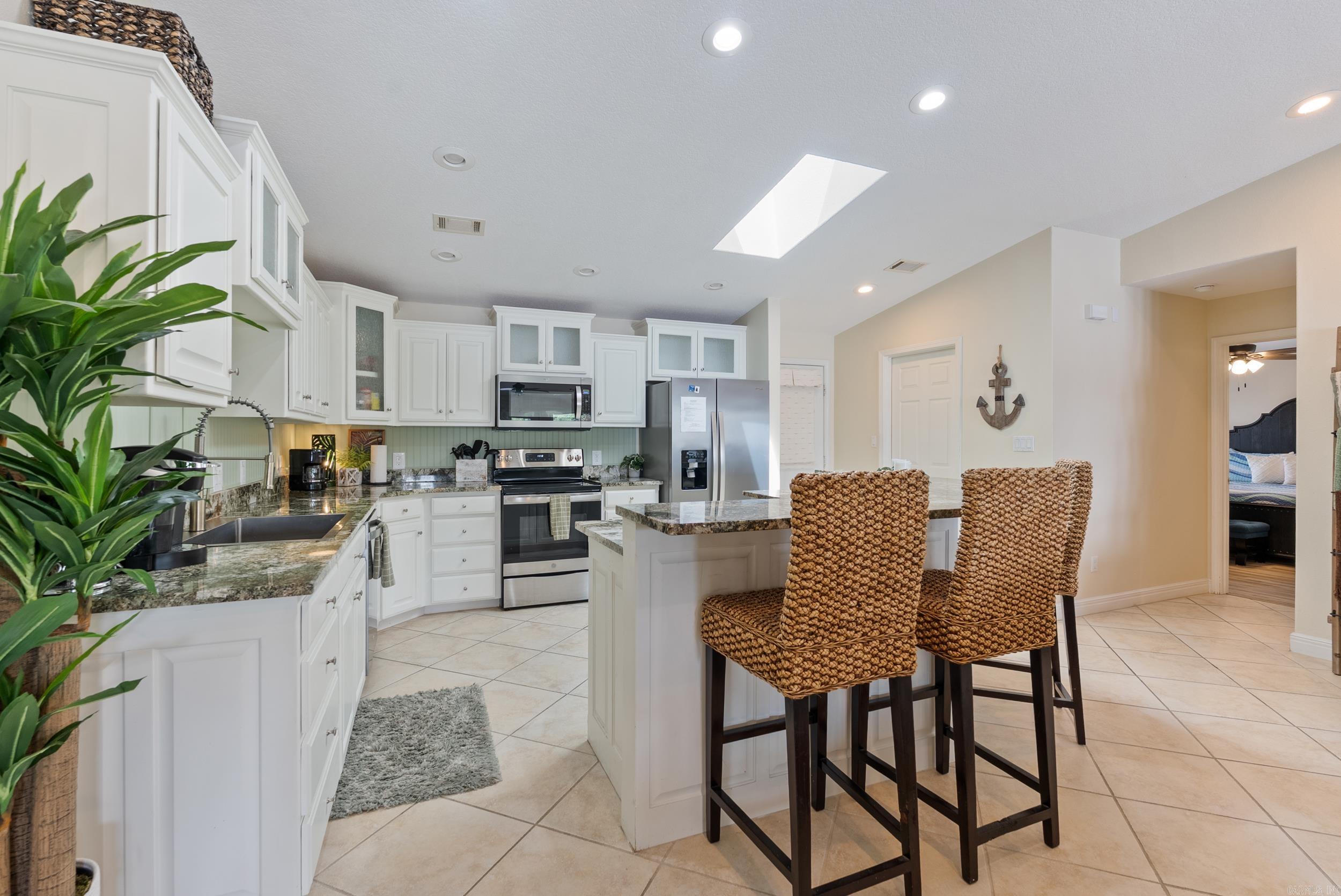 WATERS EDGE HPR - Residential