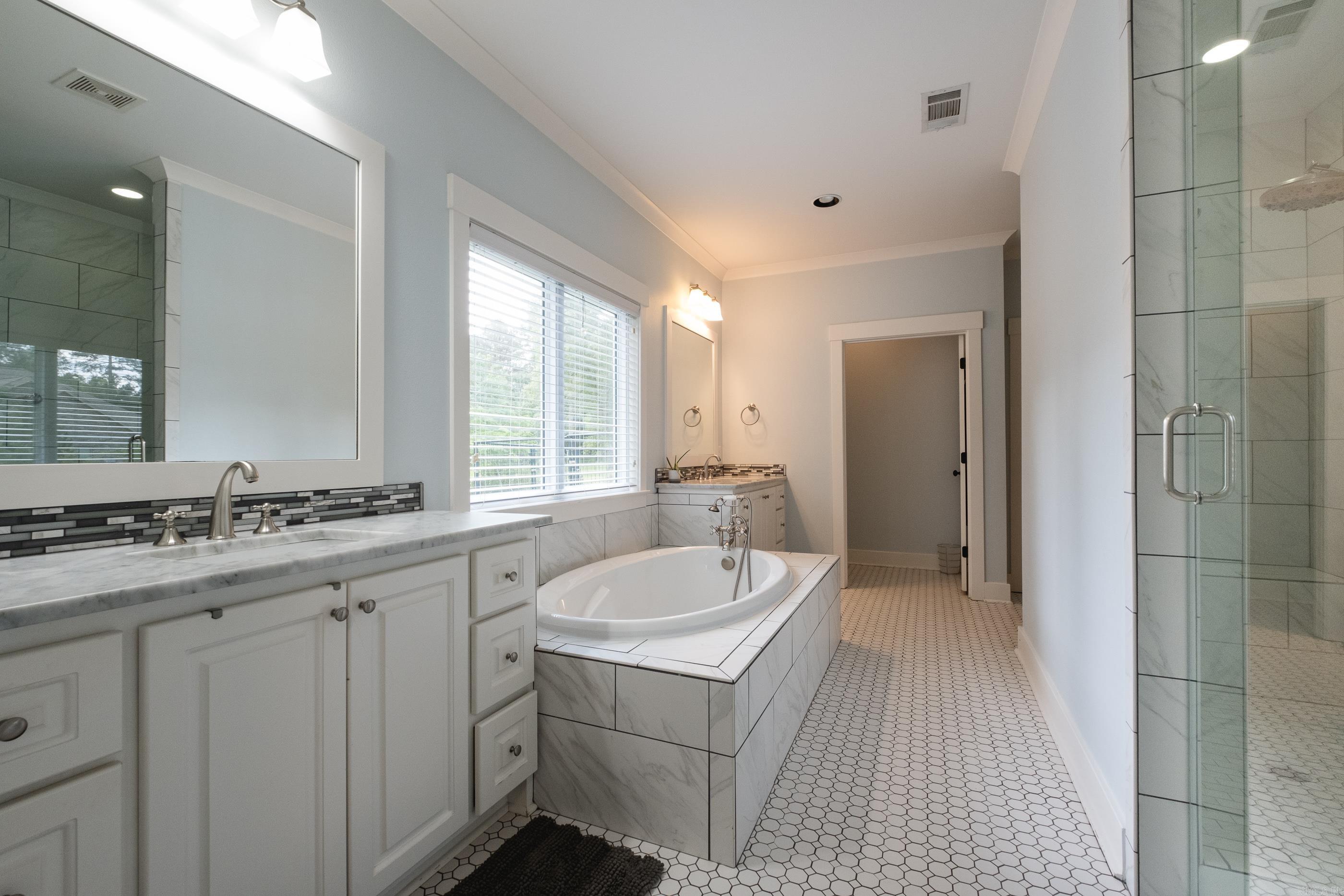 Glenns Crossing - Residential