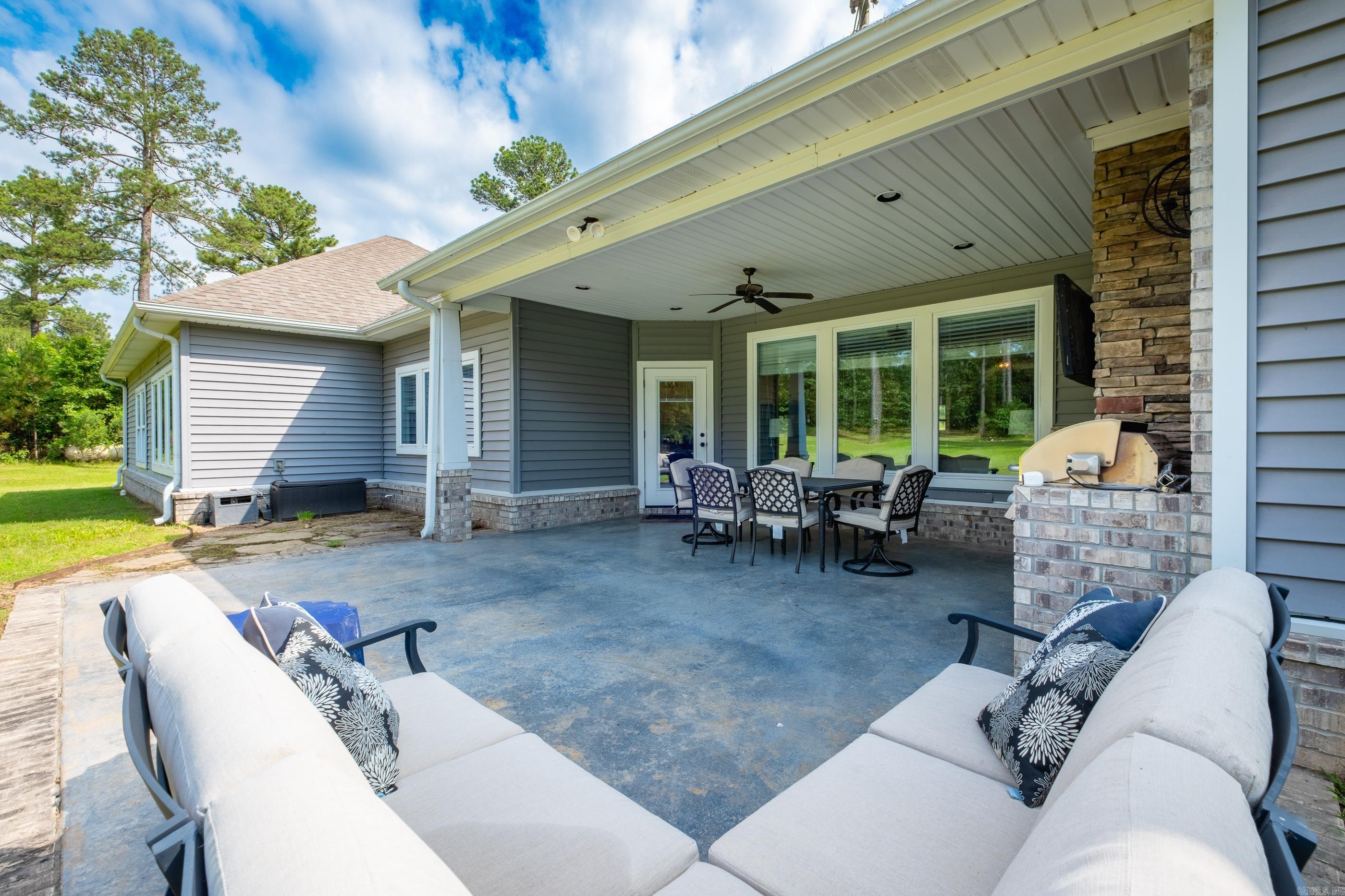 Glenns Crossing - Residential