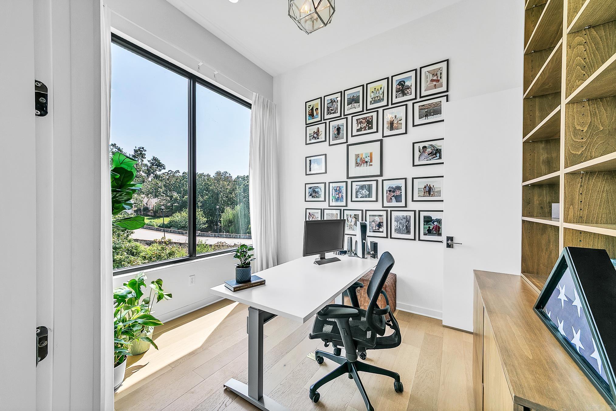 STONE RIDGE AT CYPRESS CREEK - Residential